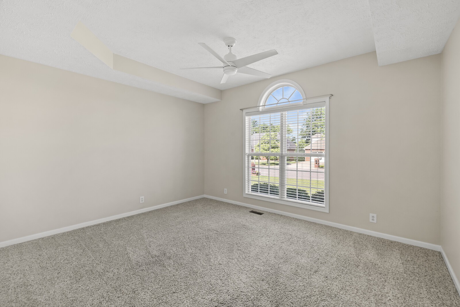 2638 English Hill Dr Property Photo 22