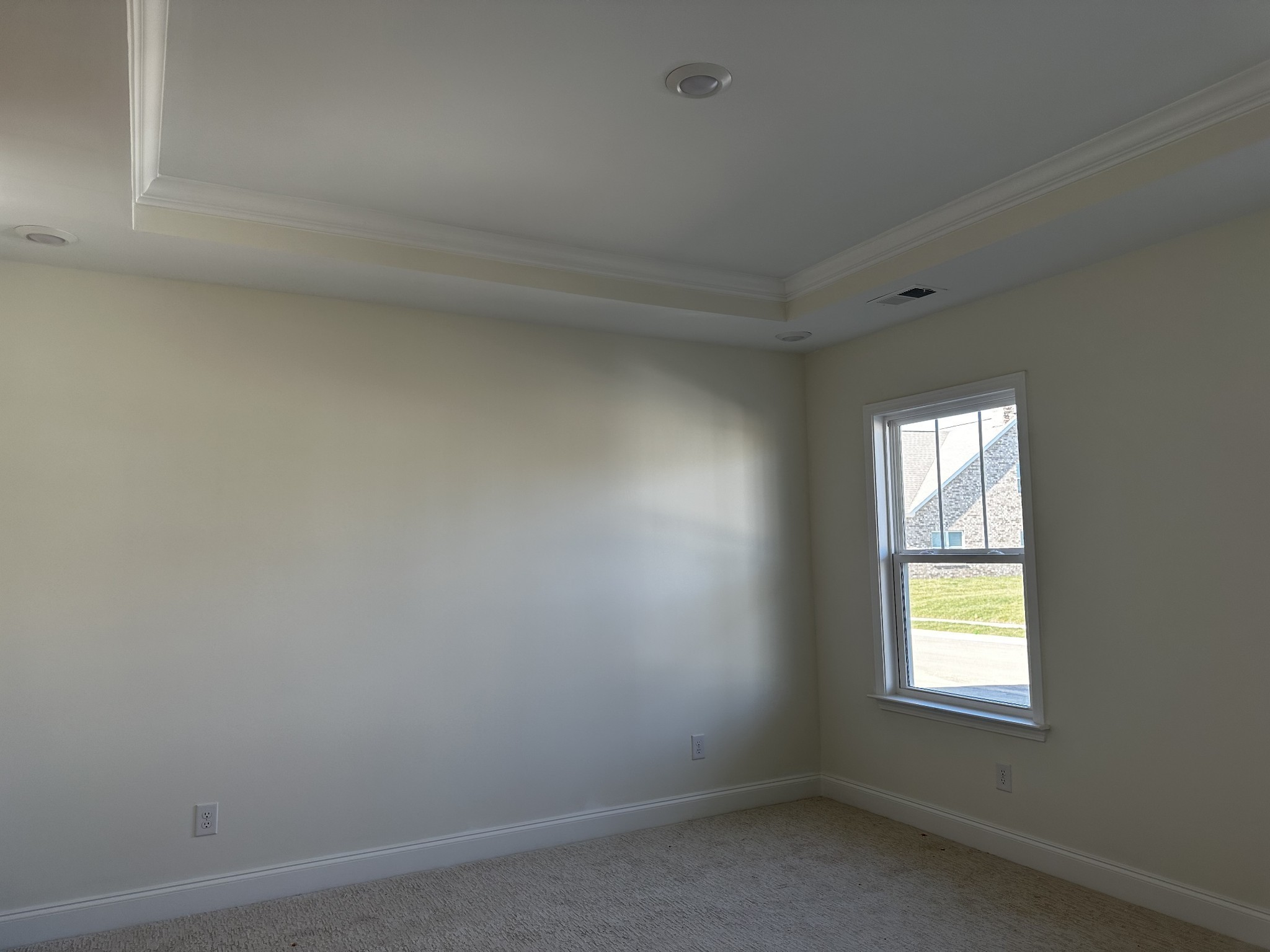 129 Calm Waters St Property Photo 7