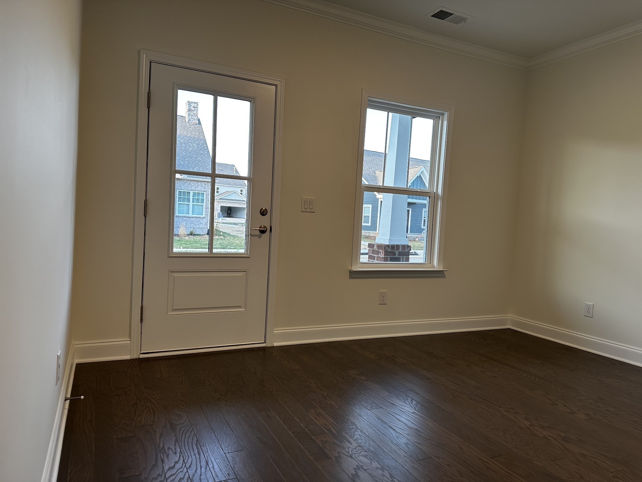 129 Calm Waters St Property Photo 17