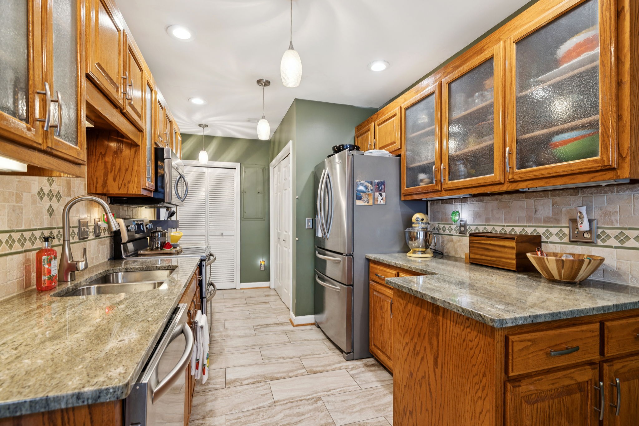 9225 Sawyer Brown Rd Property Photo 10