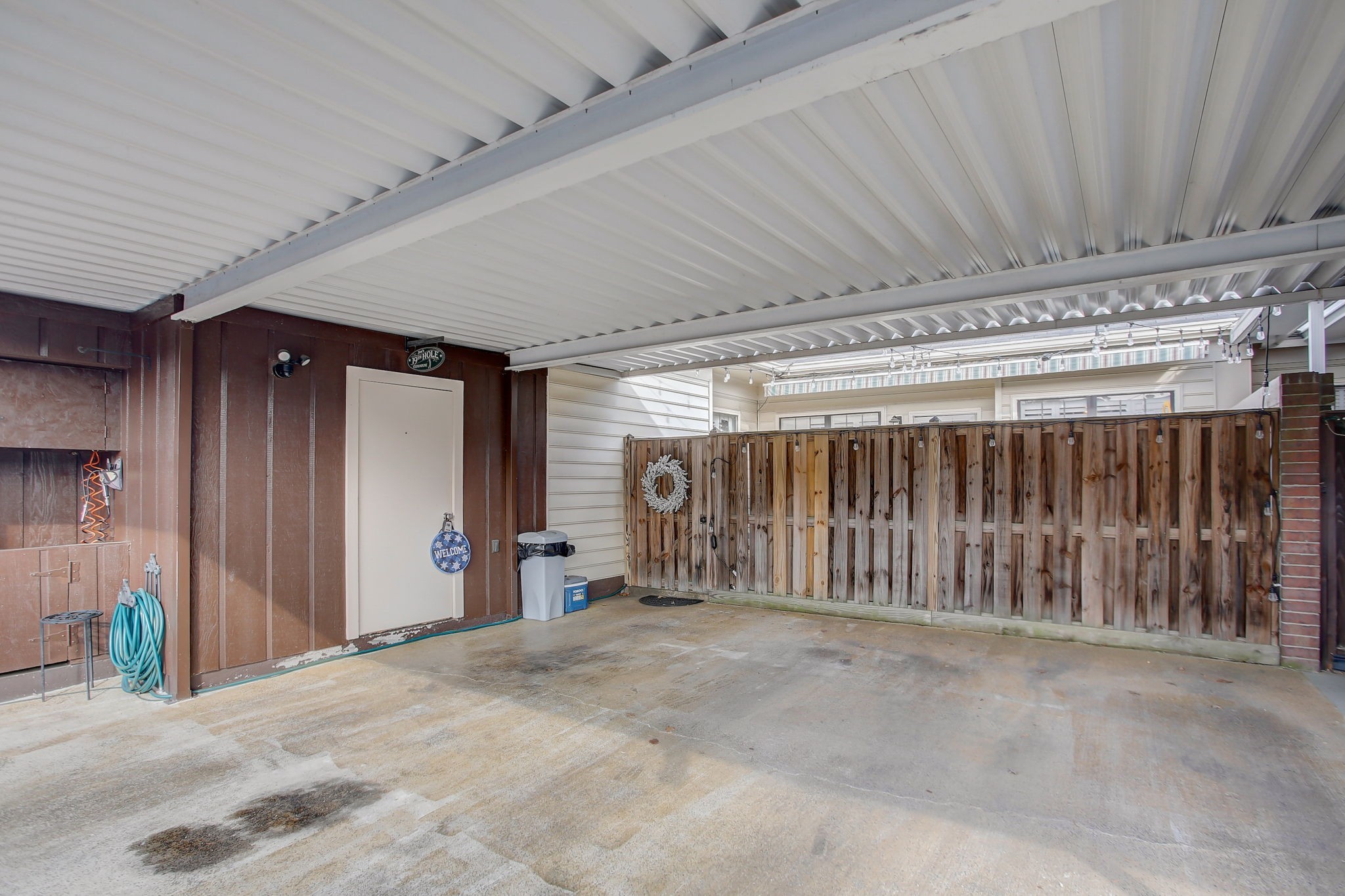 9225 Sawyer Brown Rd Property Photo 33