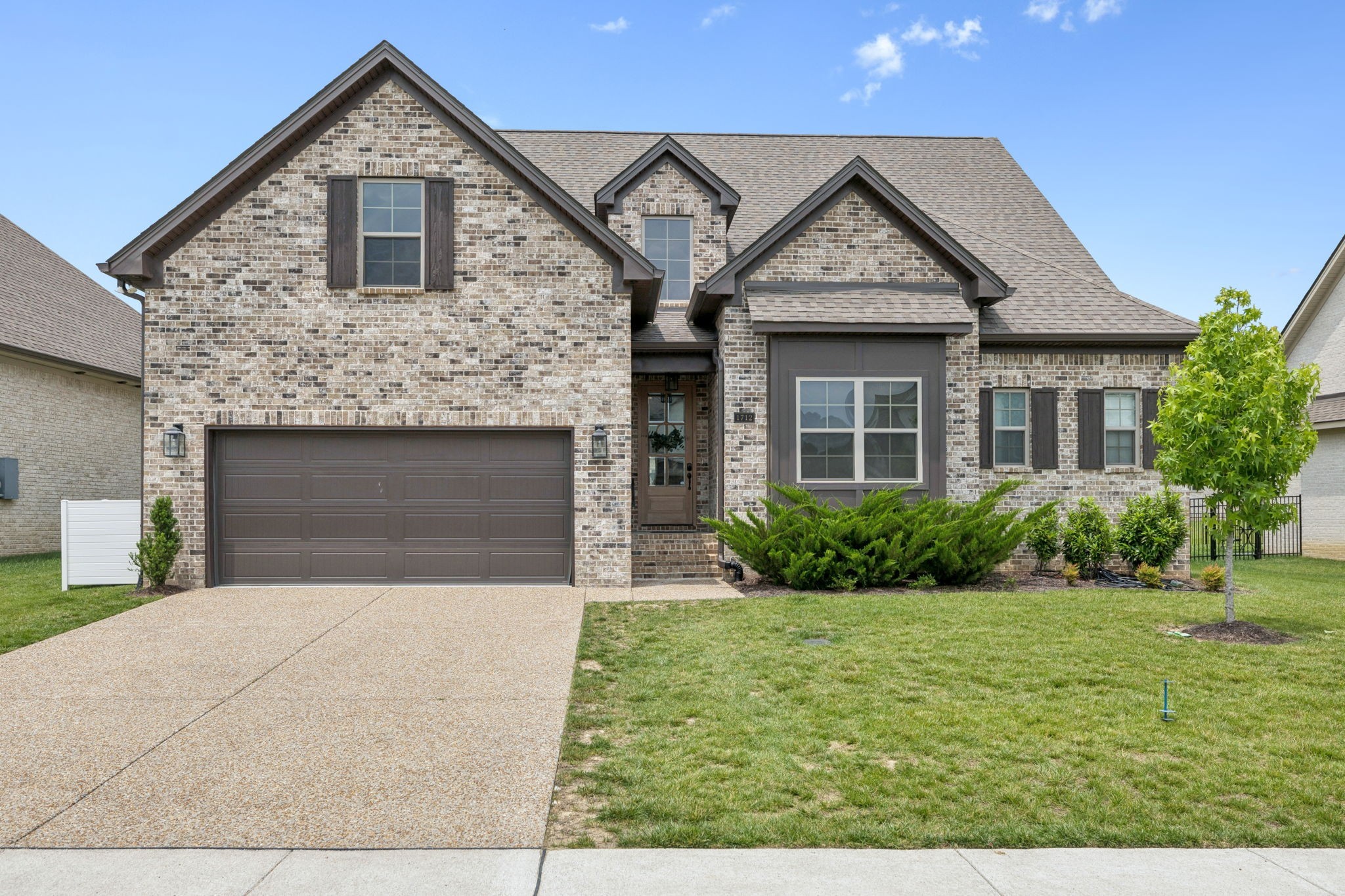 1712 Sorrell Park Dr Property Photo 1