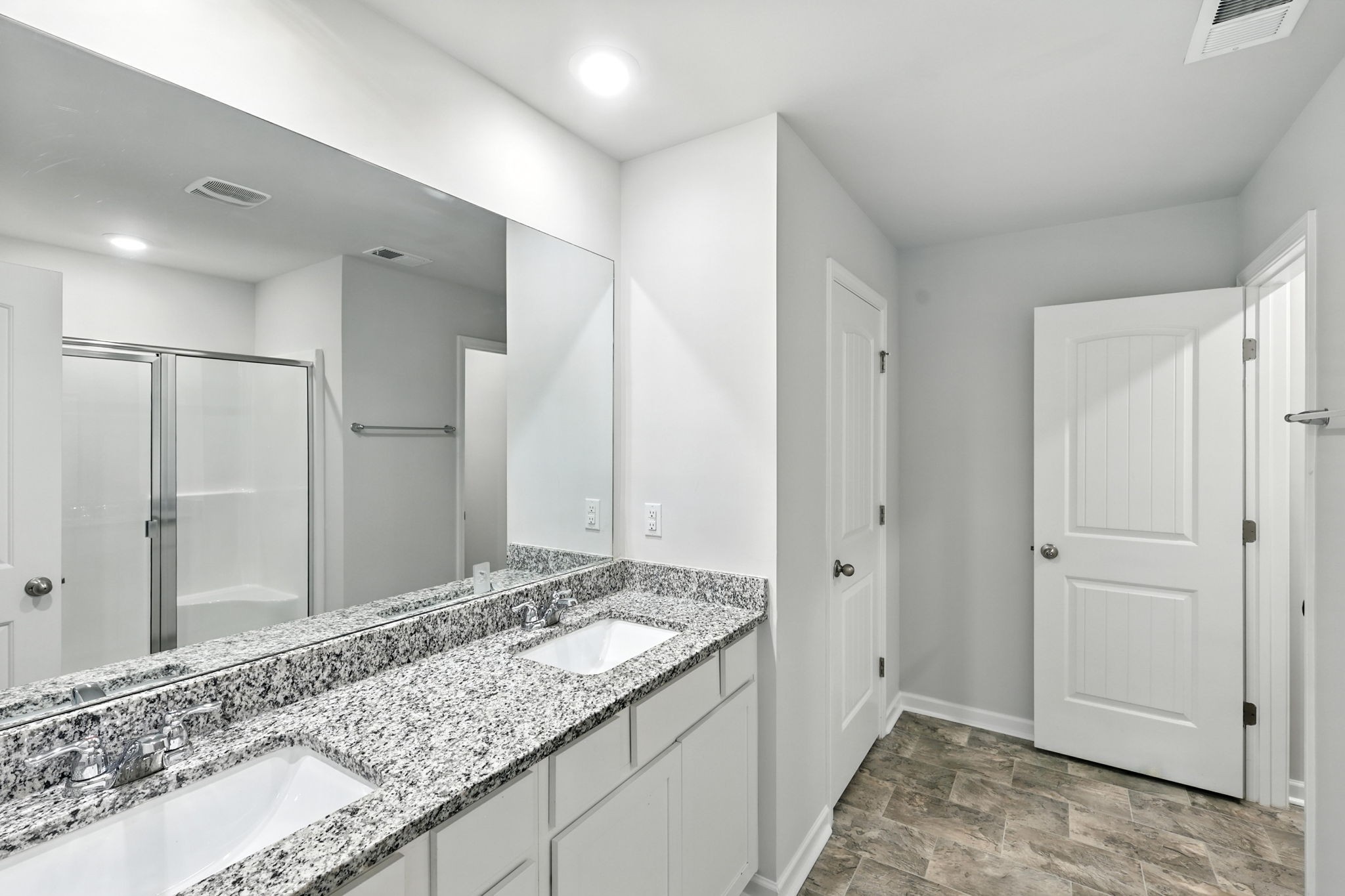 631 Longtail Ln Property Photo 24