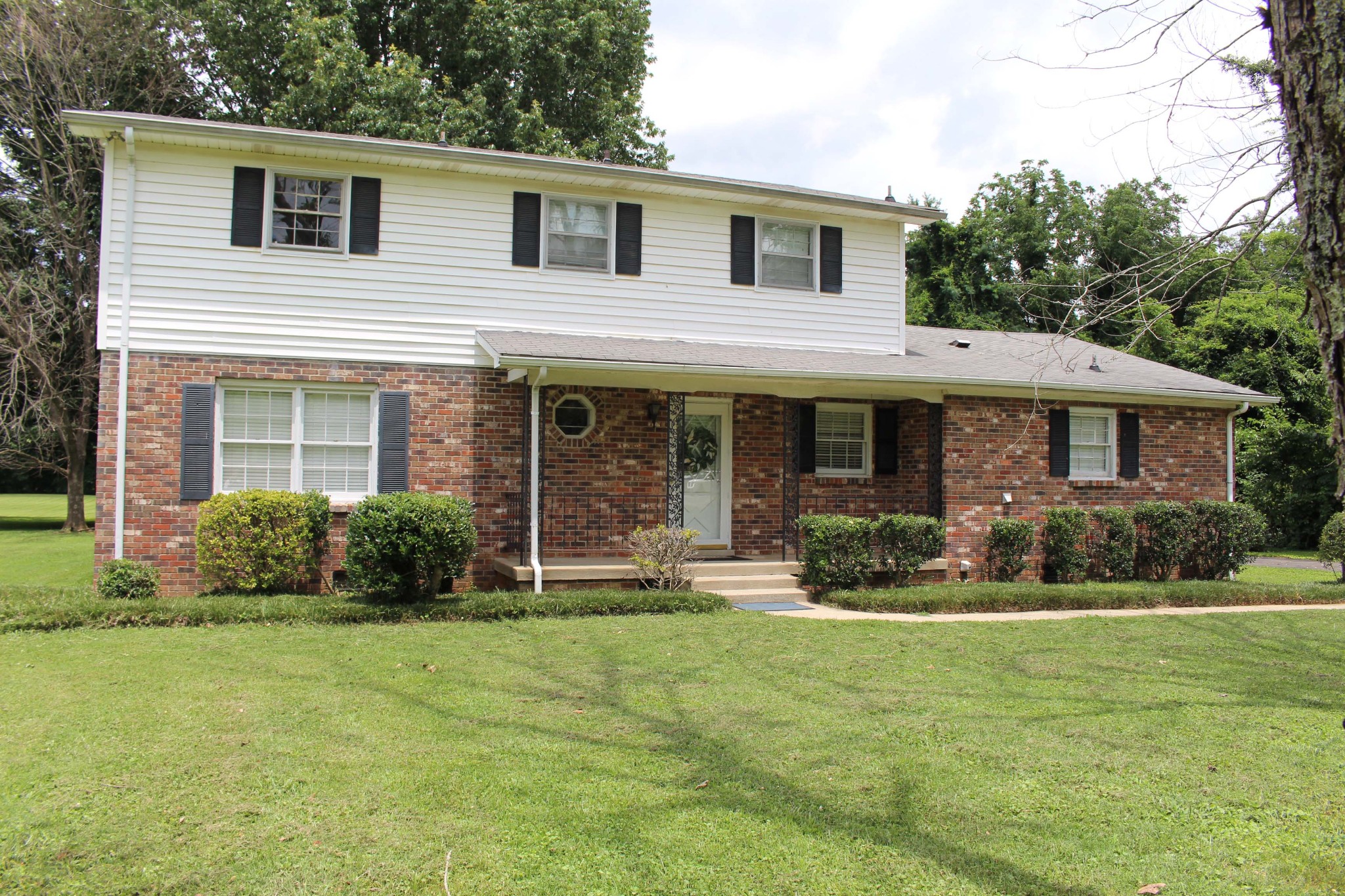 214 Haynes Dr Property Photo 5