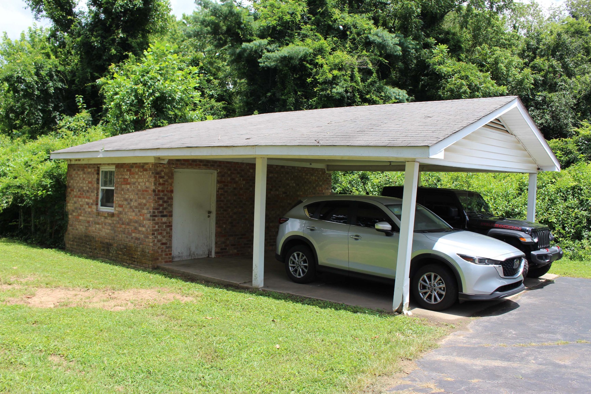 214 Haynes Dr Property Photo 8