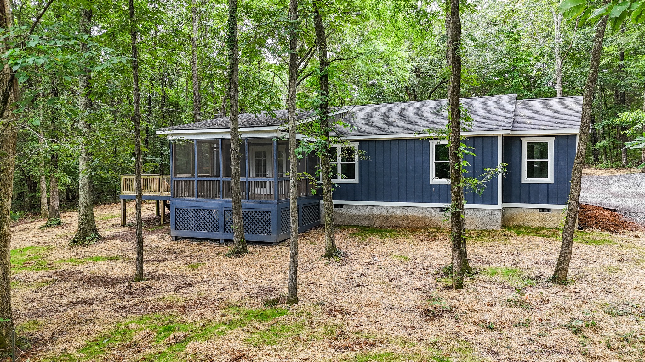 4695 Jones Rd Property Photo 1