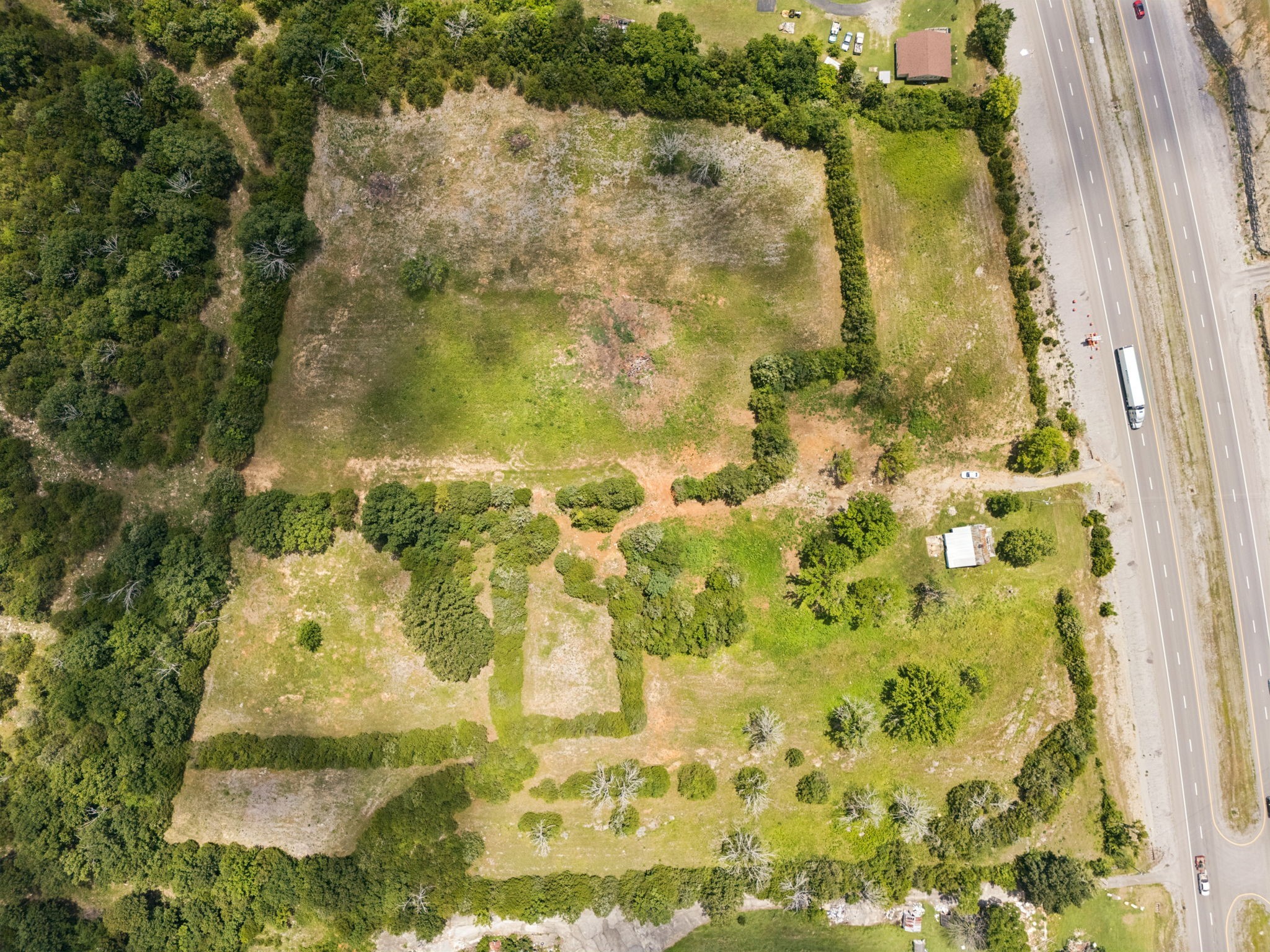 7665 Shelbyville Pike Property Photo 4