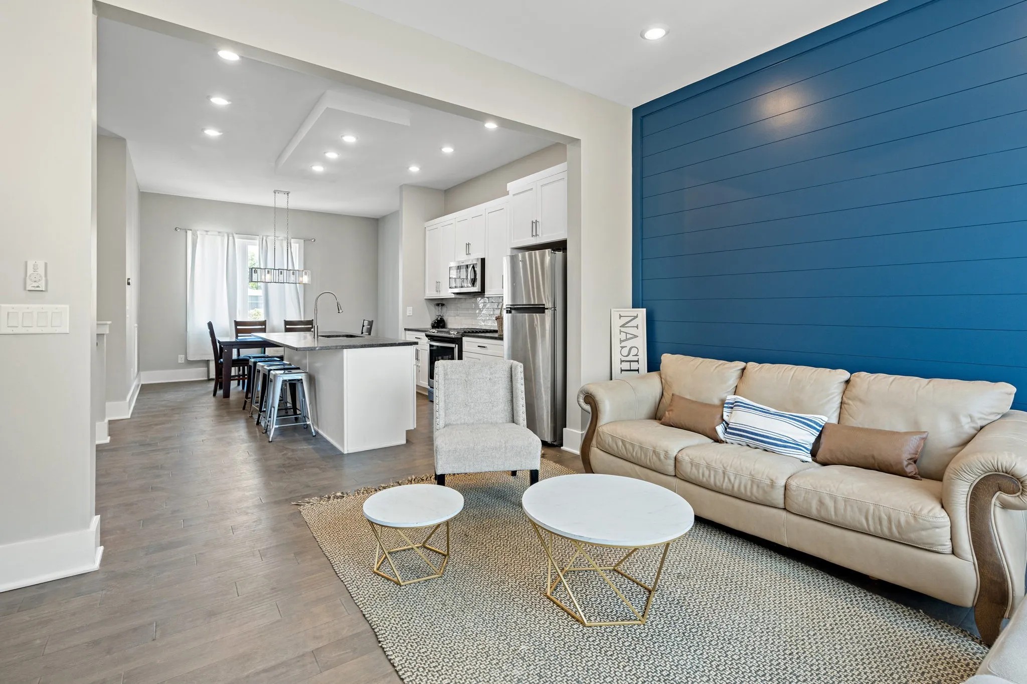 808 Vibe Pl Property Photo 2