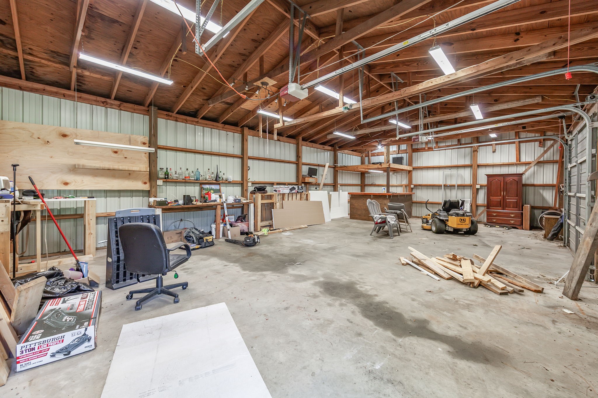 688 Spring Creek Law Rd Property Photo 3