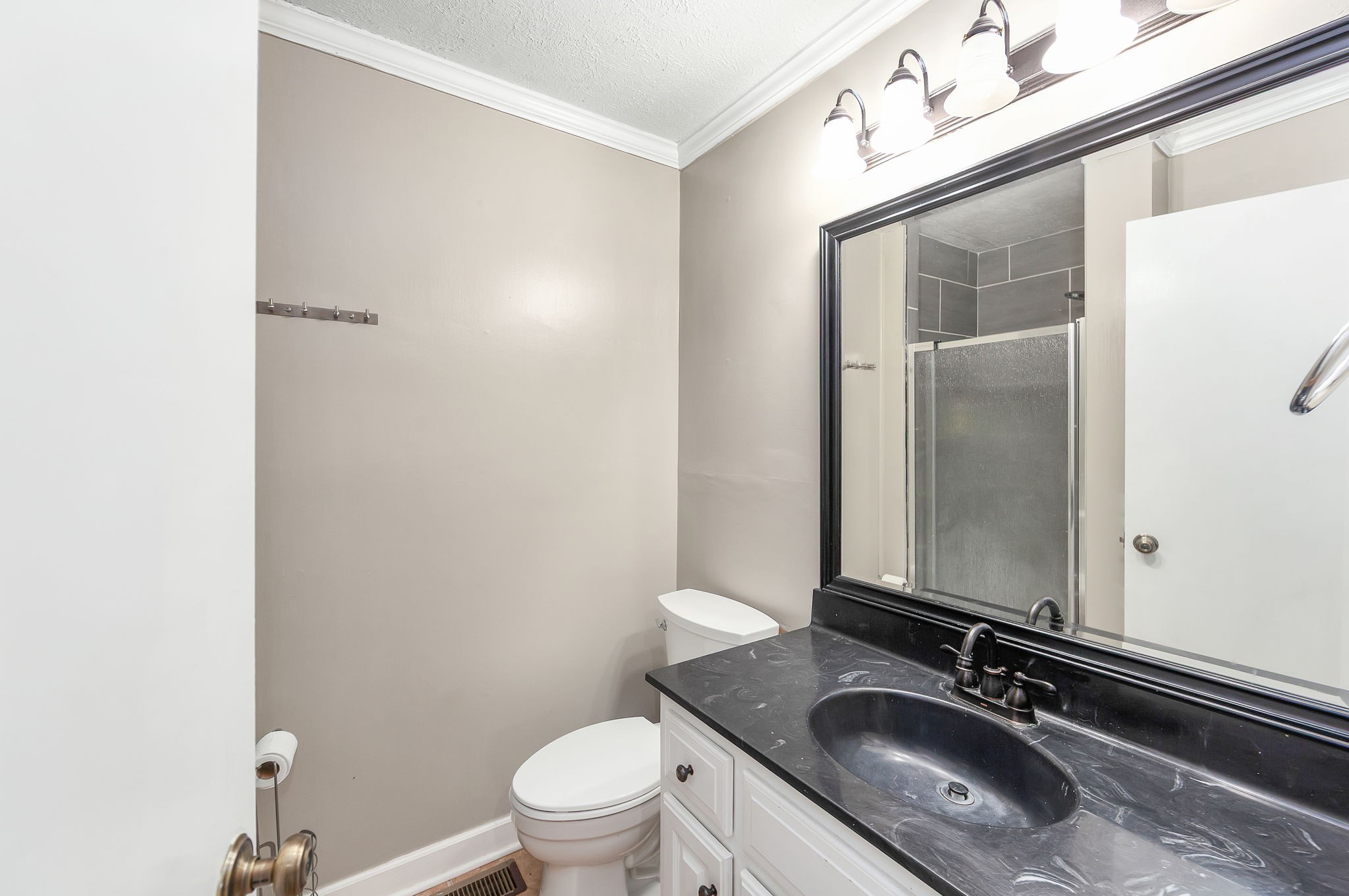 688 Spring Creek Law Rd Property Photo 23