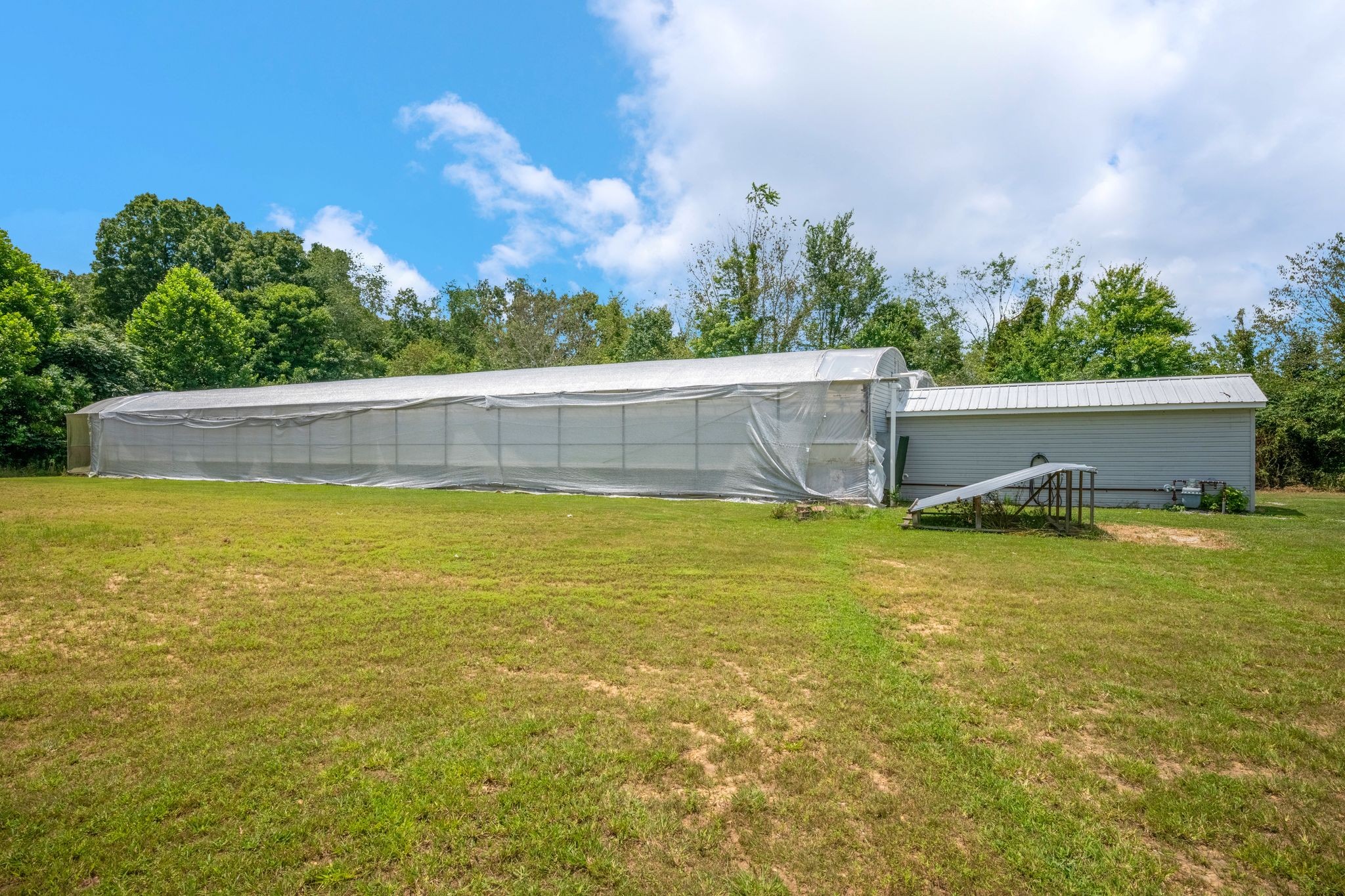 1201 Eno Rd Property Photo 2