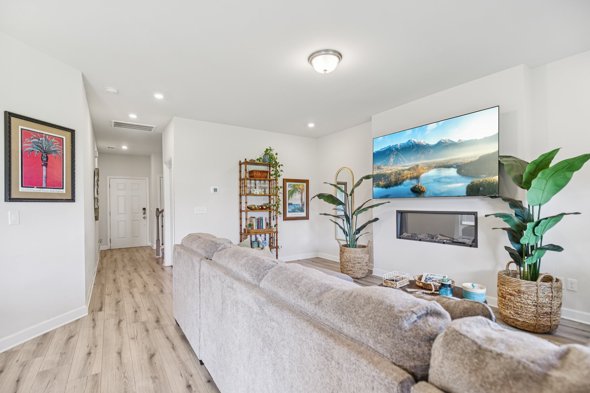 328 Canonbury Way Property Photo 10