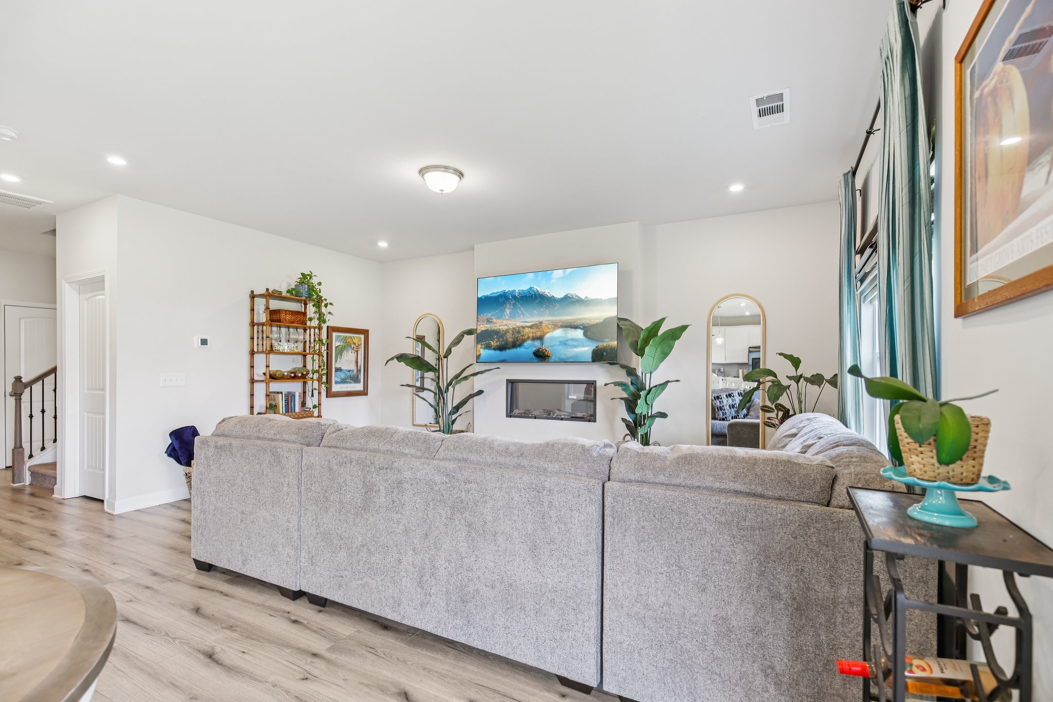 328 Canonbury Way Property Photo 13