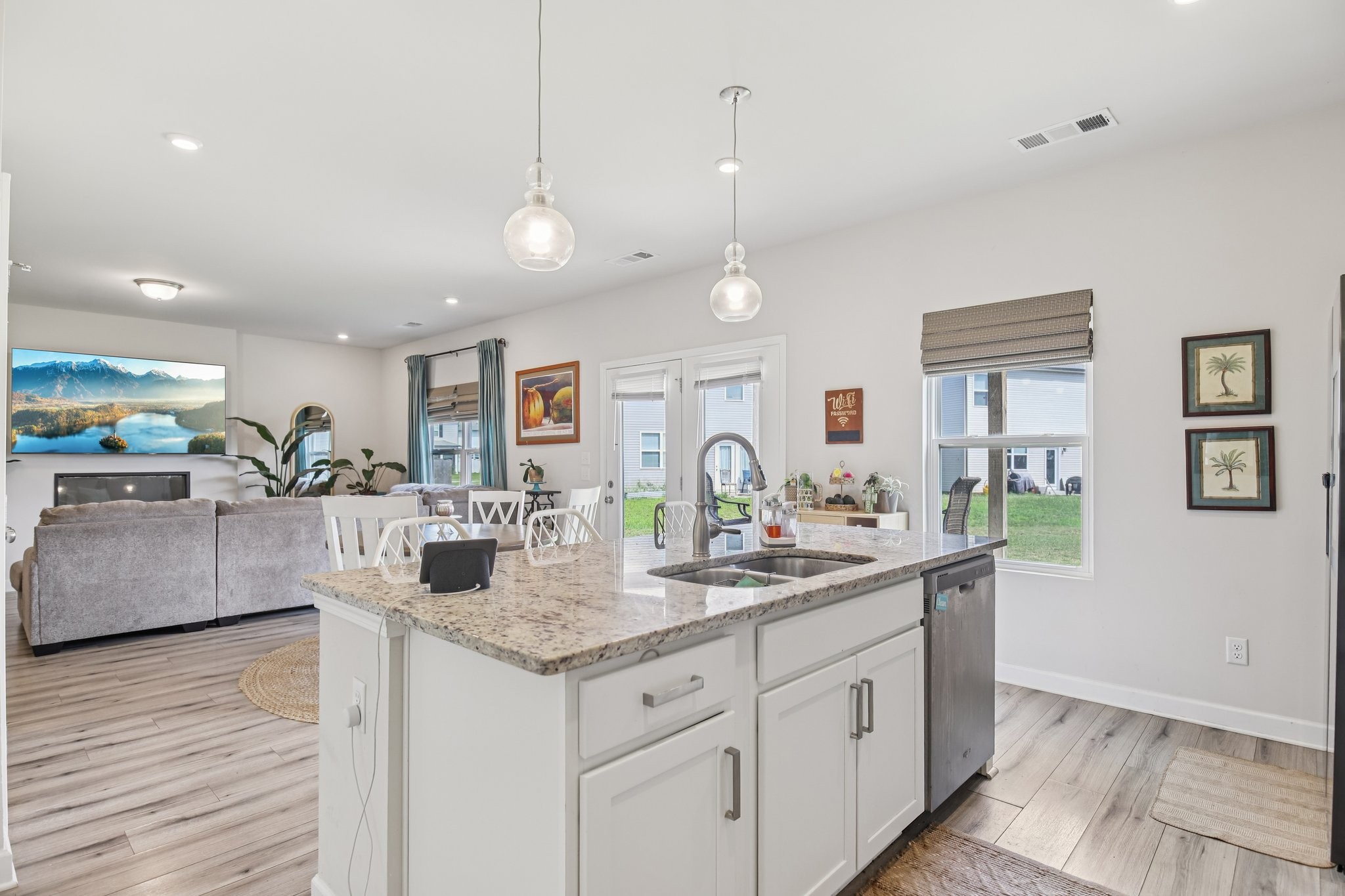 328 Canonbury Way Property Photo 24