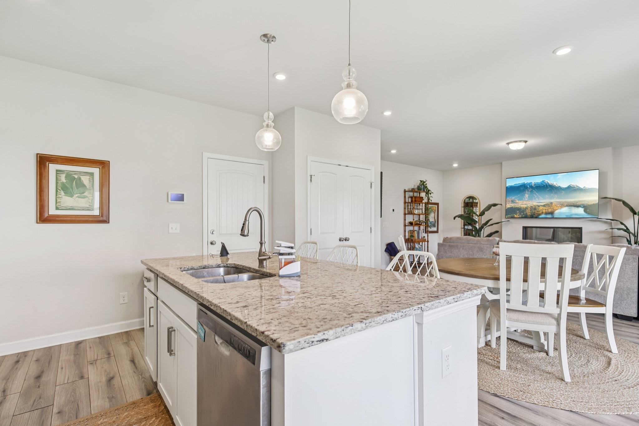 328 Canonbury Way Property Photo 25