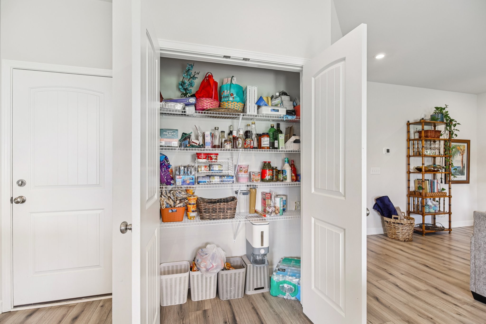 328 Canonbury Way Property Photo 28