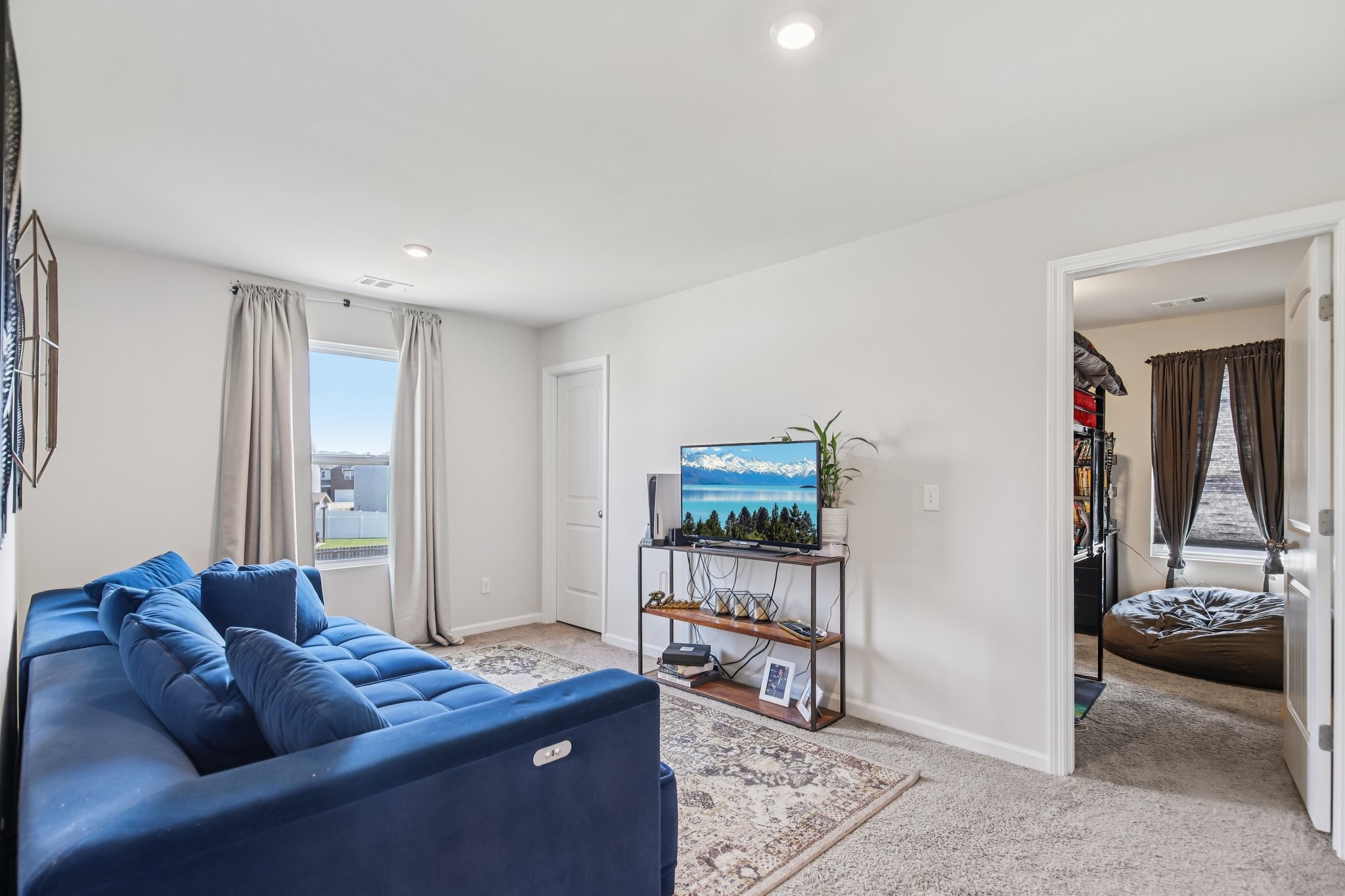 328 Canonbury Way Property Photo 45