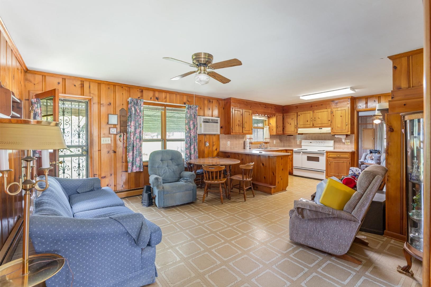 1409 Nashville Hwy Property Photo 7