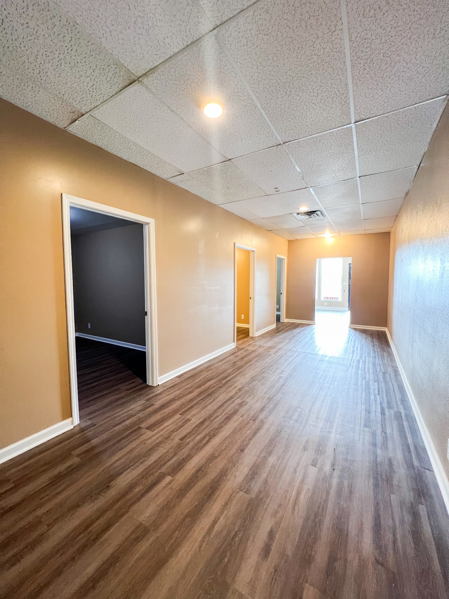1191 Fort Campbell Blvd Property Photo 3