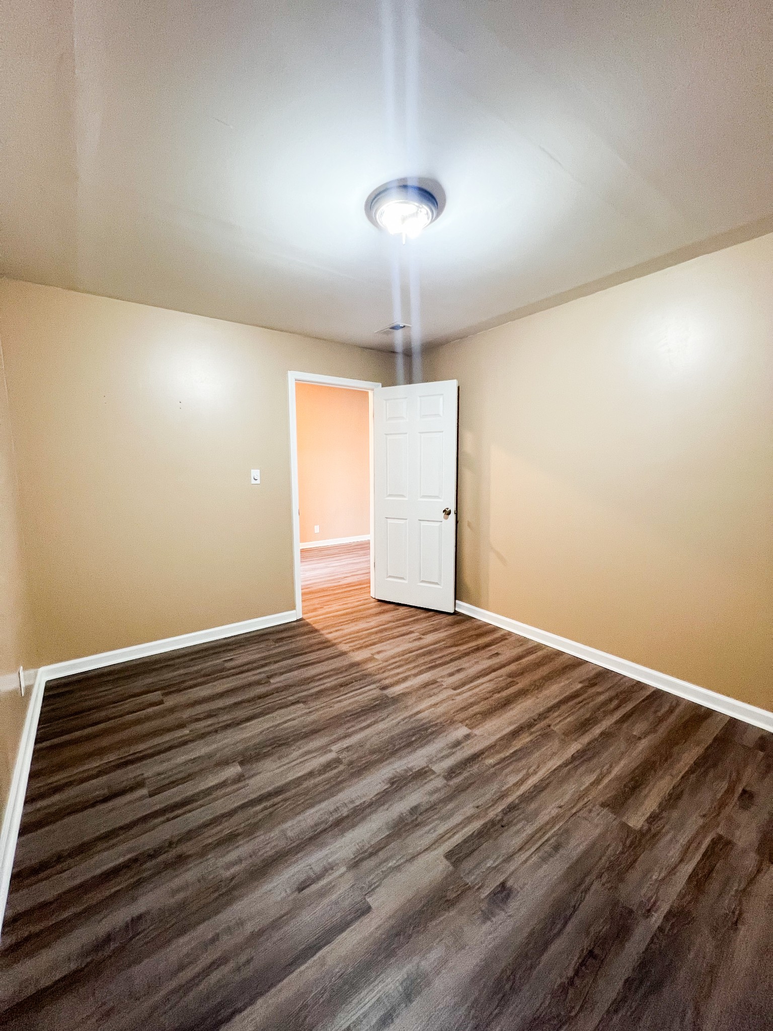 1191 Fort Campbell Blvd Property Photo 6