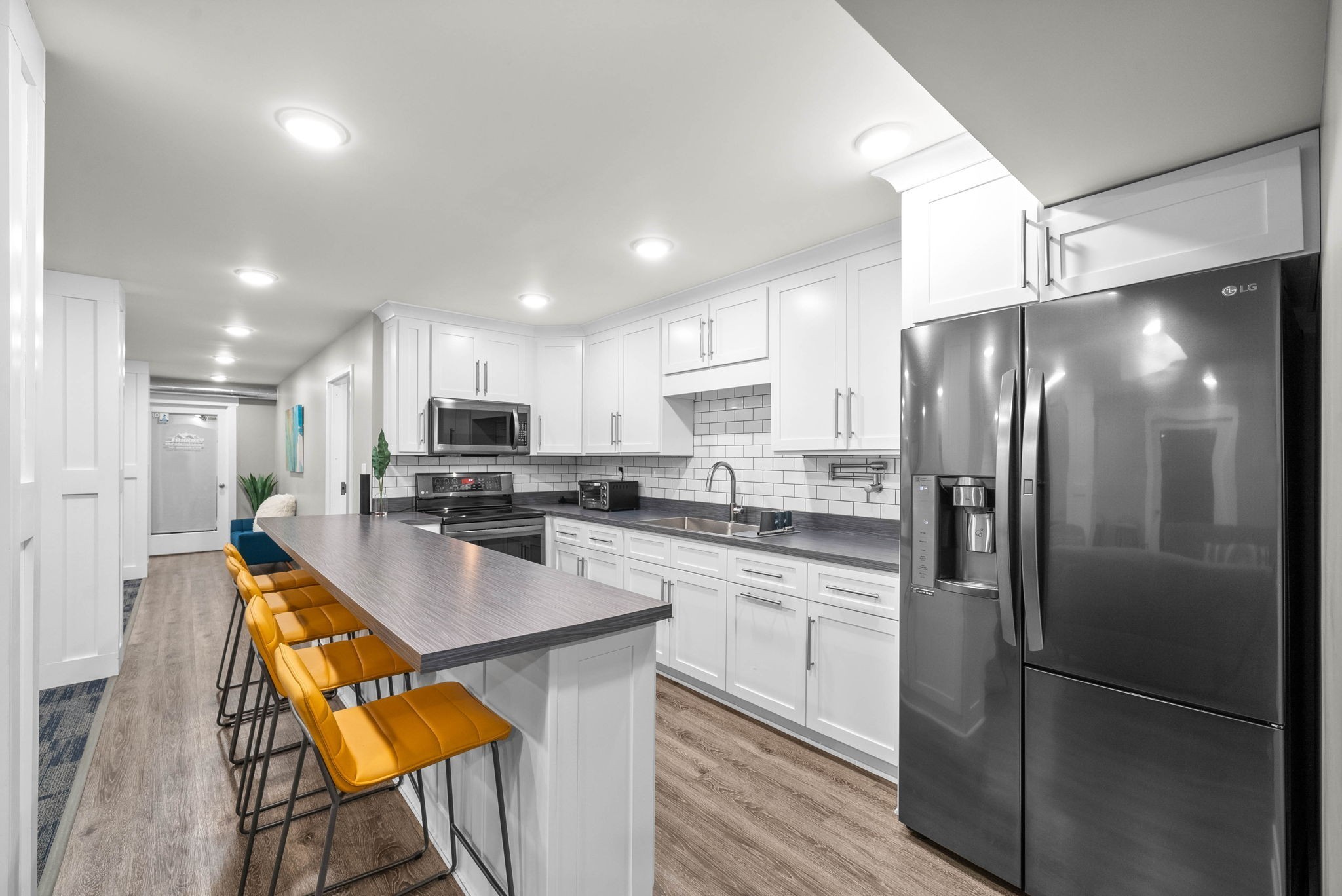 1811 Memorial Cir Suite 15 Property Photo 16
