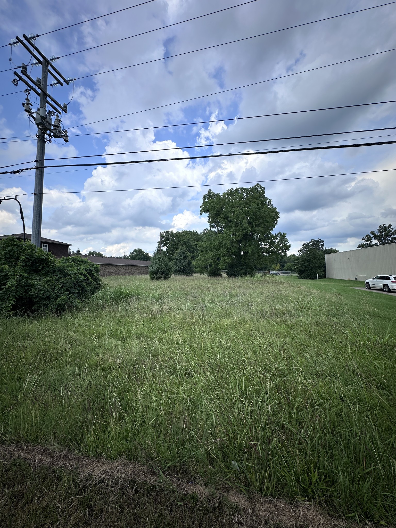 2255 Fort Campbell Blvd Property Photo 7