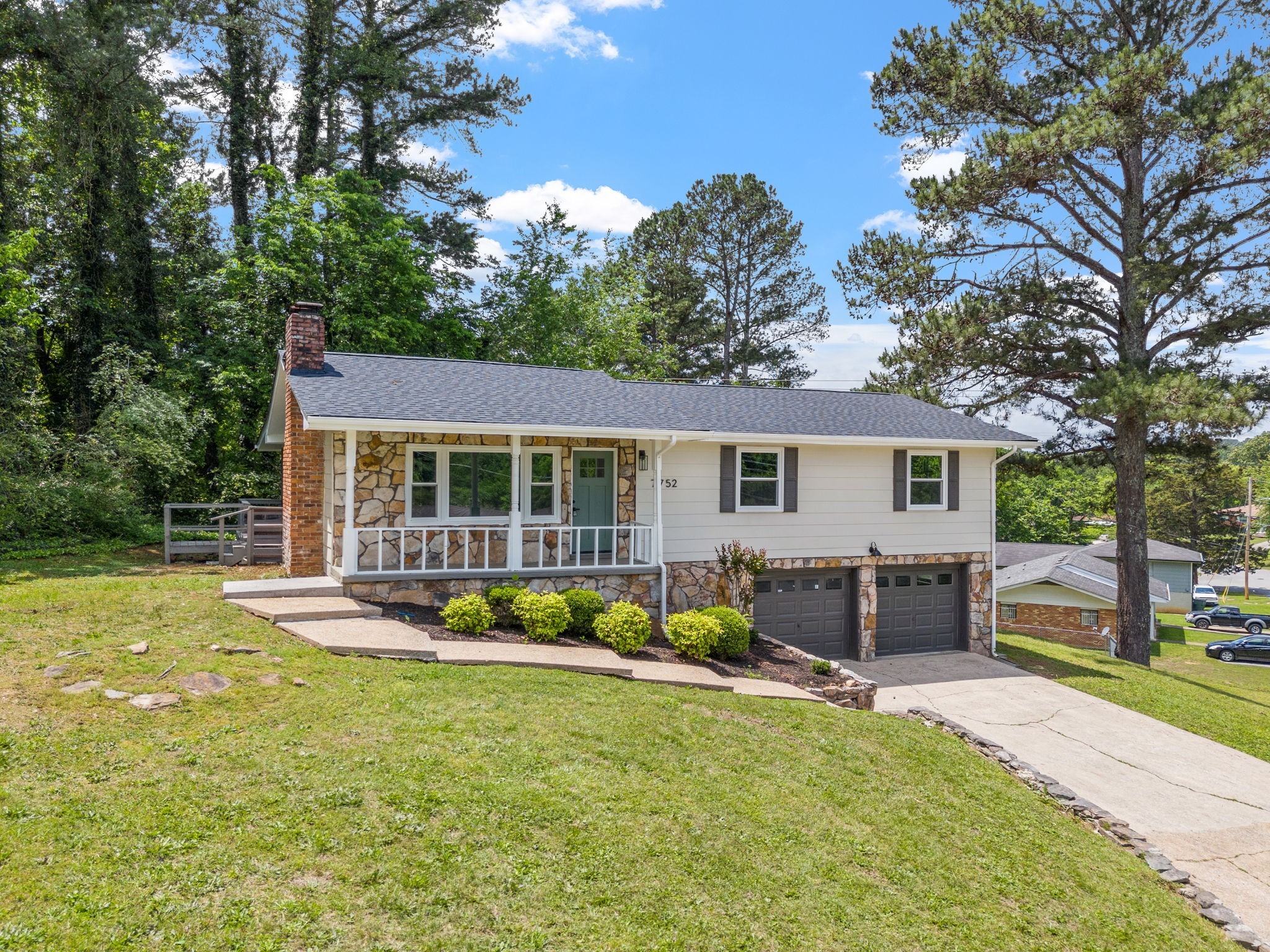 7752 Holiday Hills Cir Property Photo 1