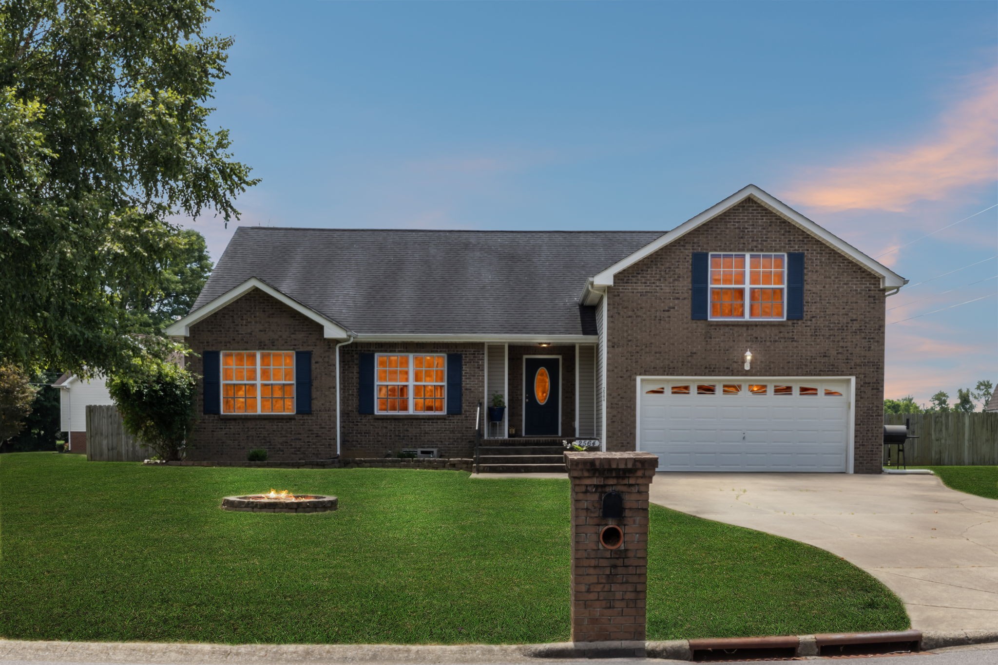 2564 Leprechaun Ln Property Photo