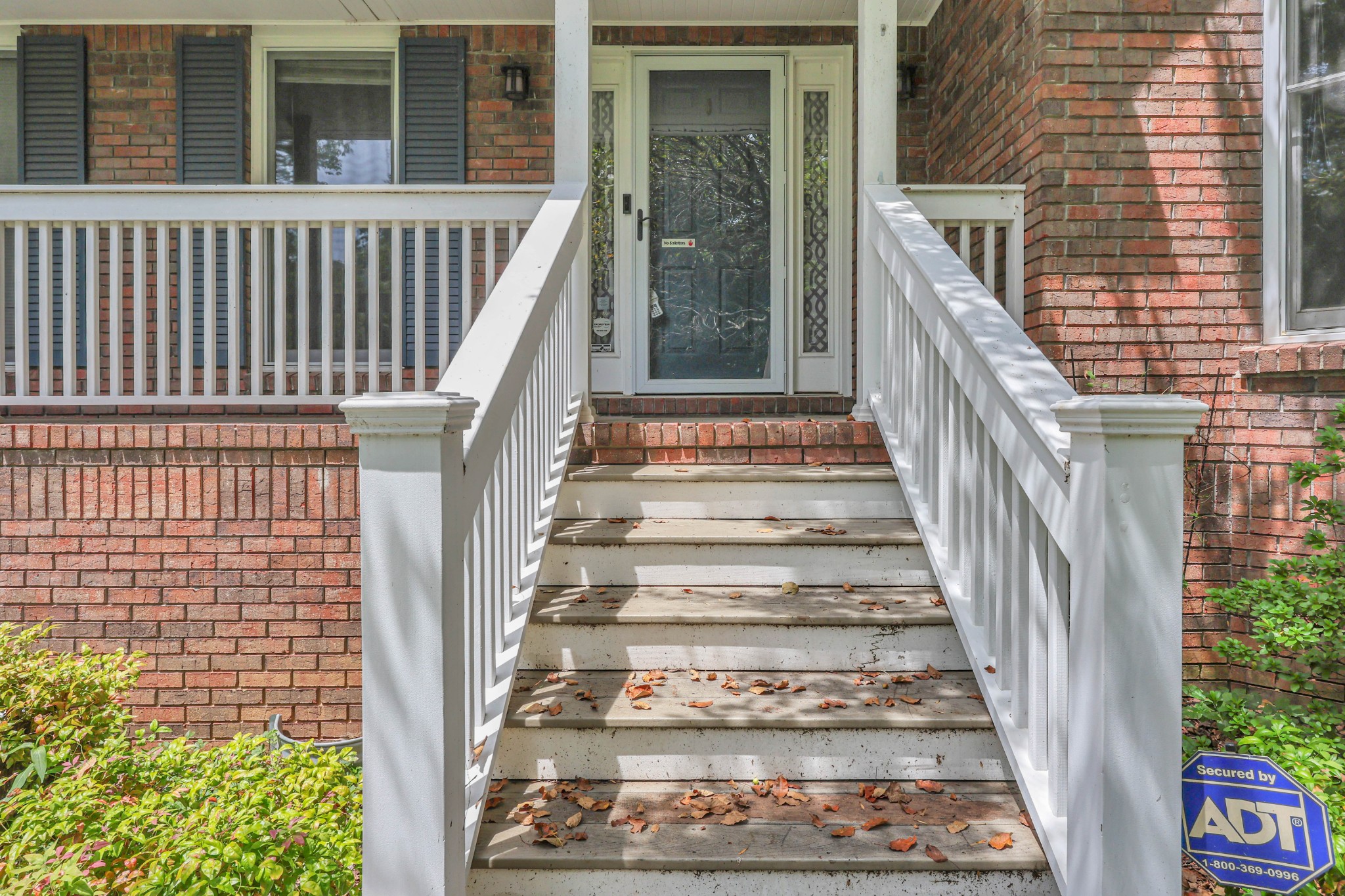 2170 New England Place Property Photo 4