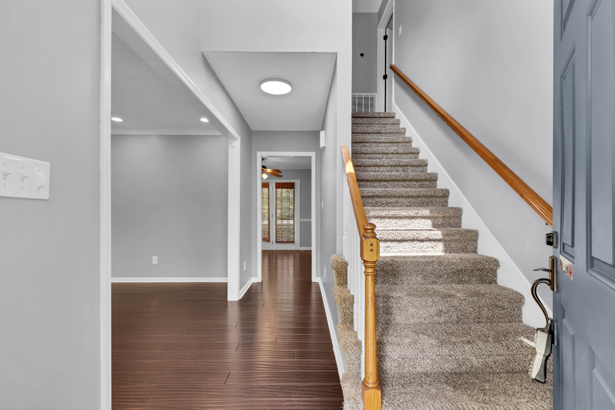 2170 New England Place Property Photo 5