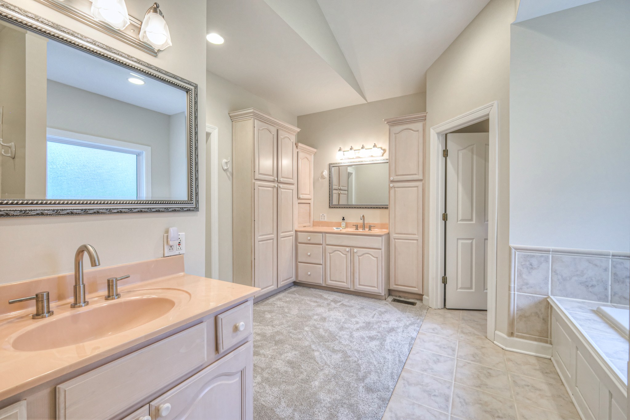 604 Georgian Way Property Photo 21