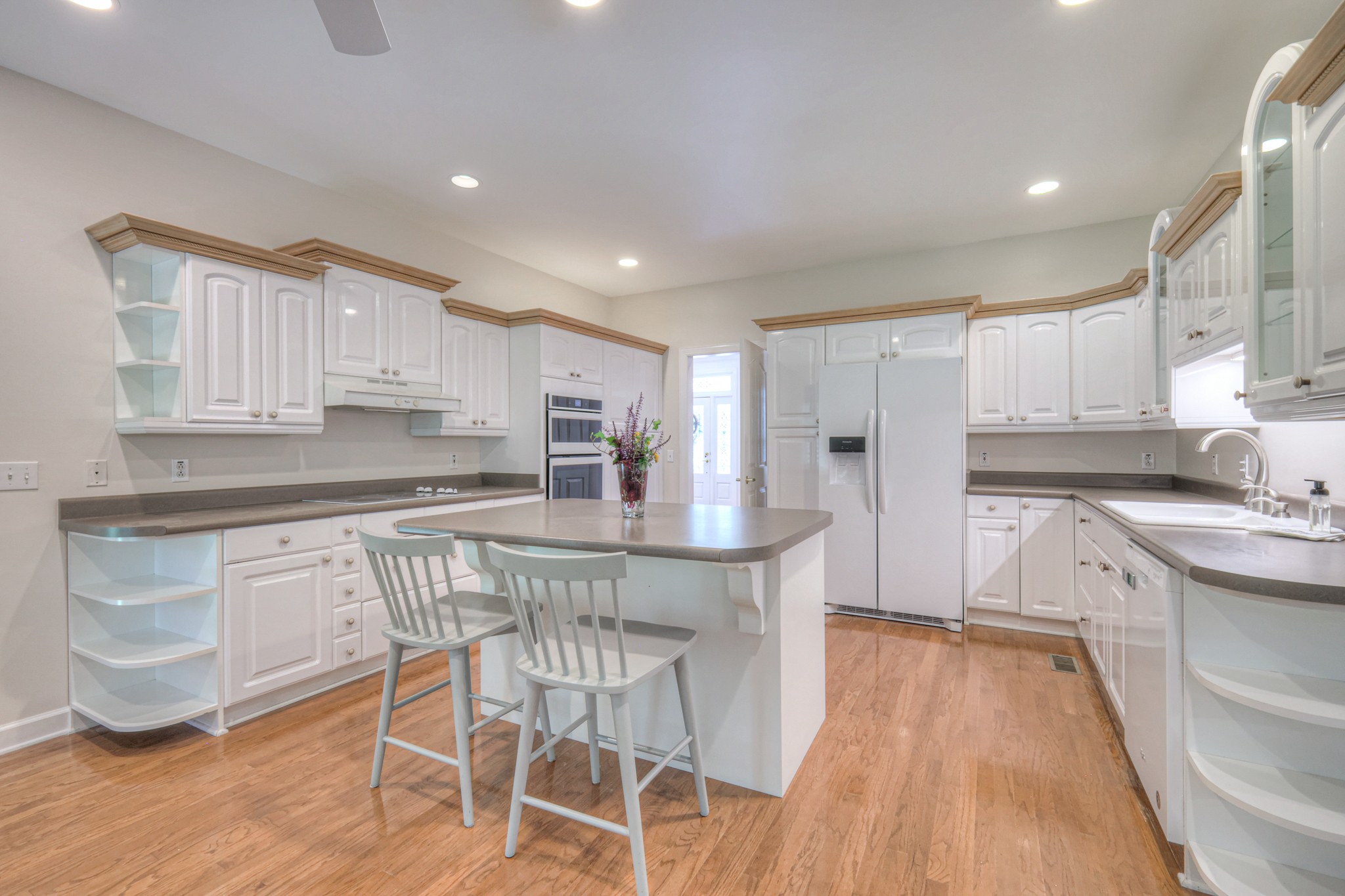 604 Georgian Way Property Photo 26
