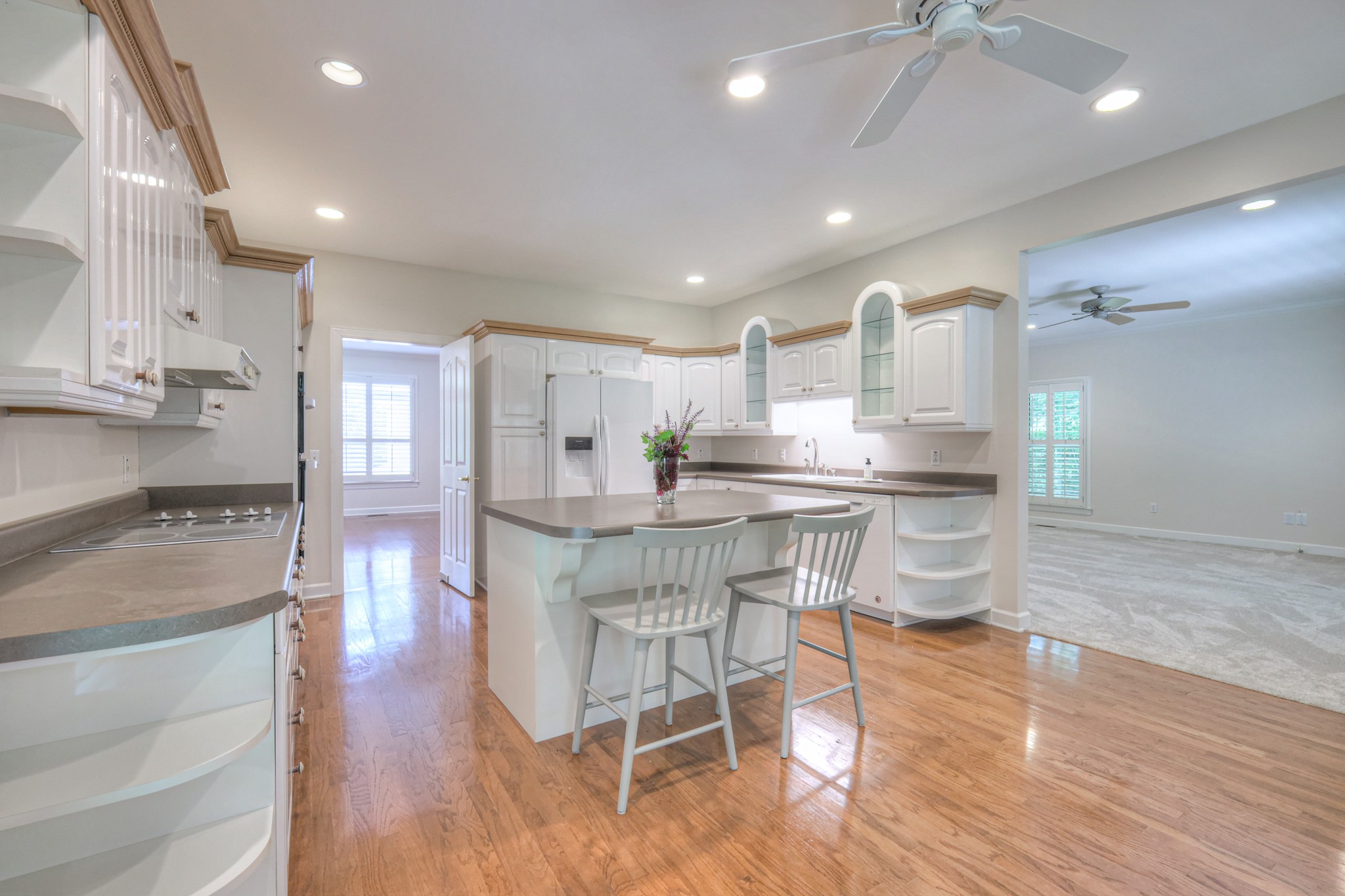 604 Georgian Way Property Photo 27
