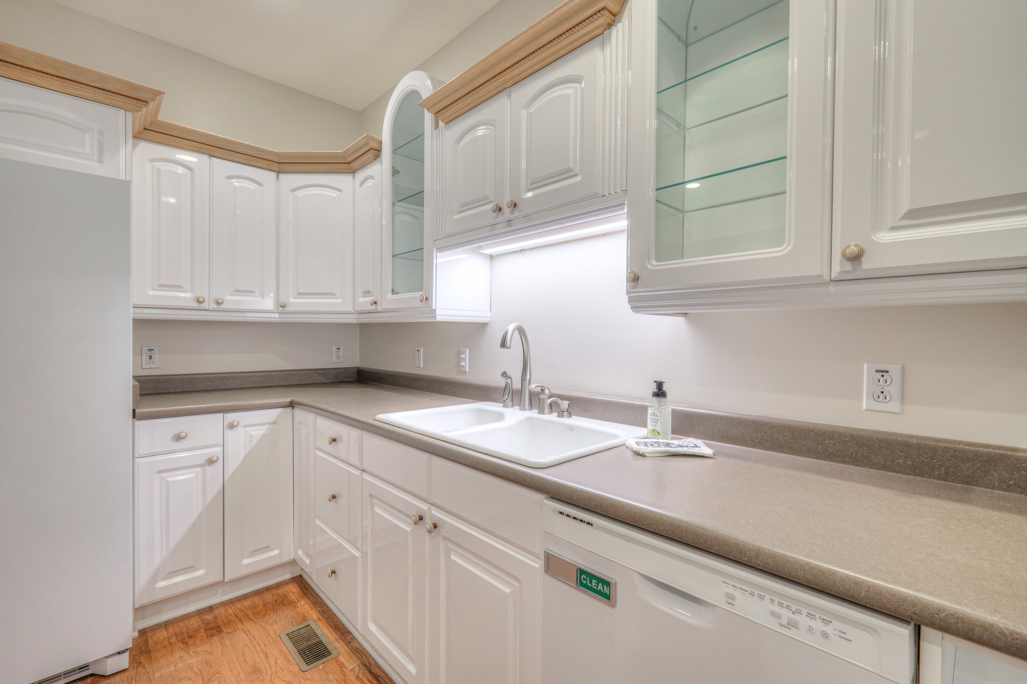 604 Georgian Way Property Photo 28