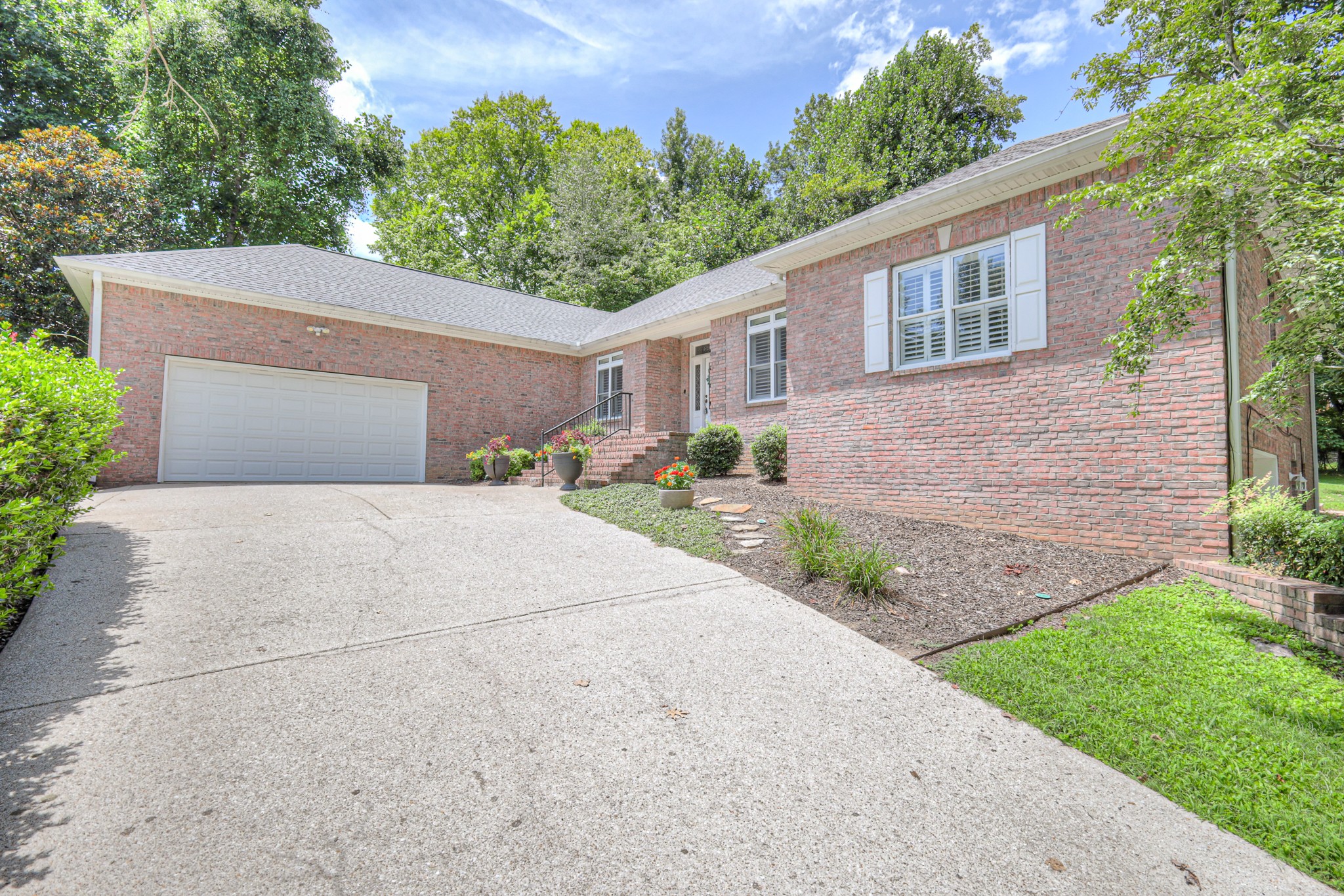 604 Georgian Way Property Photo 50