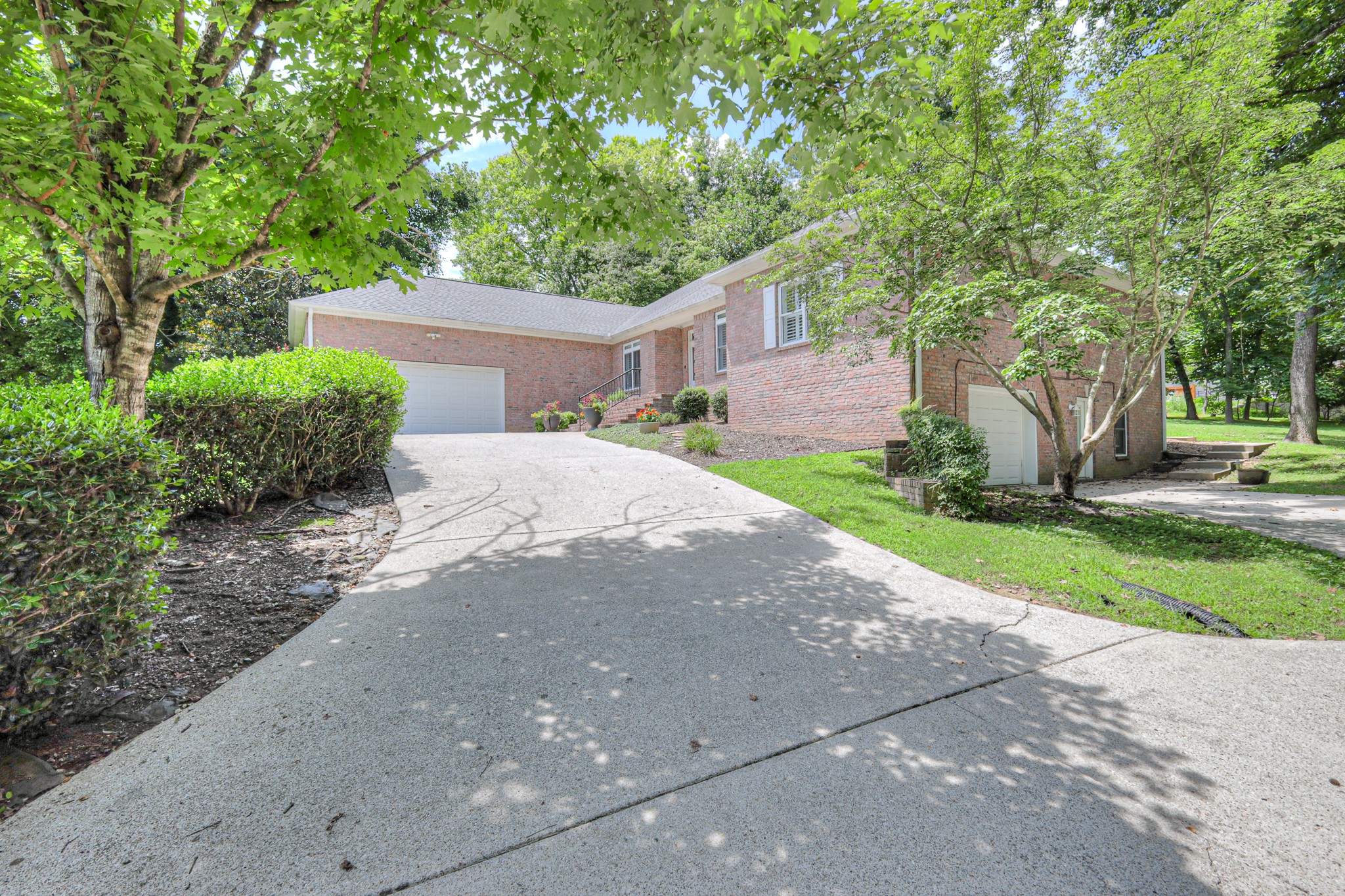 604 Georgian Way Property Photo 51