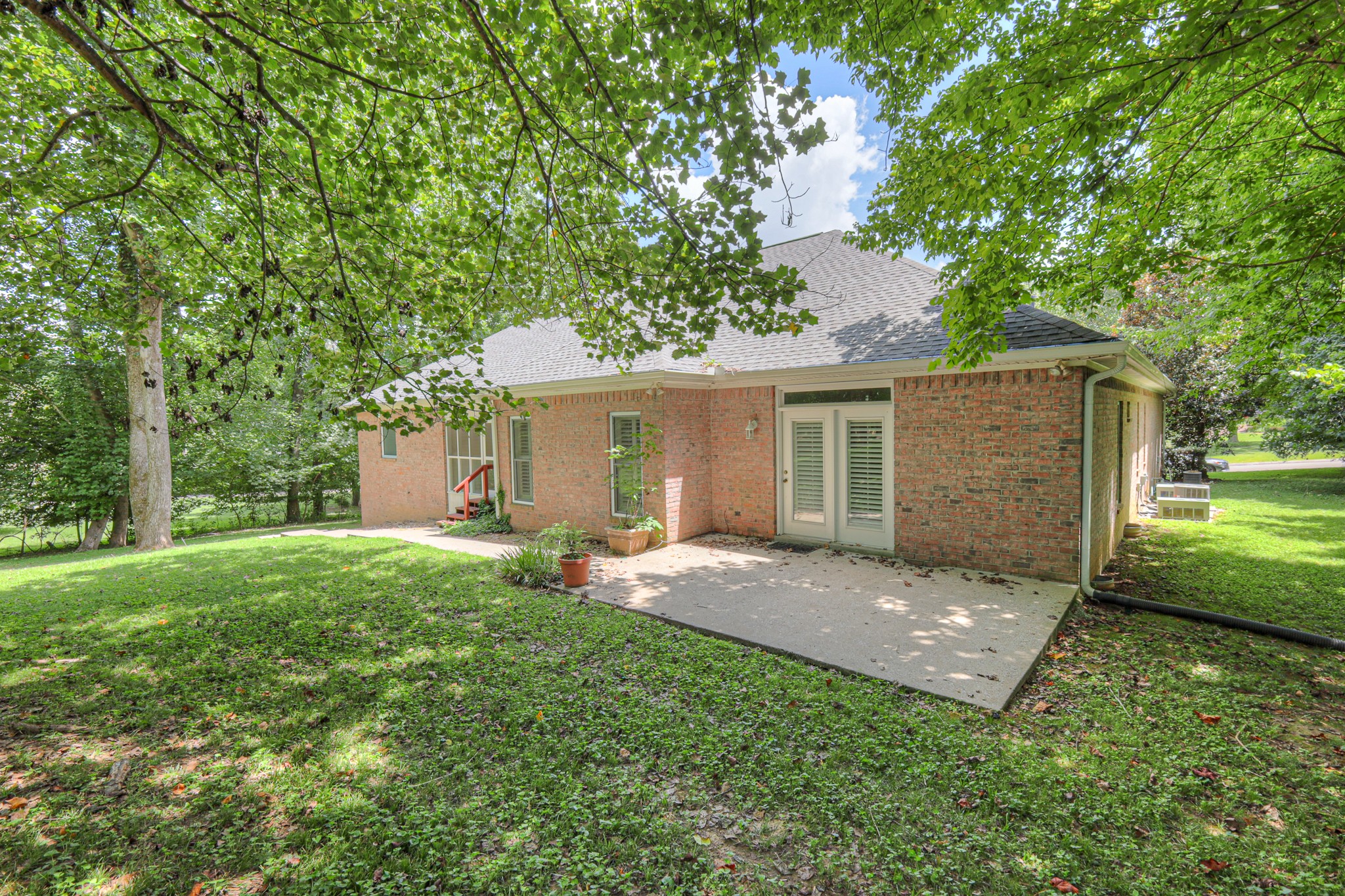 604 Georgian Way Property Photo 55