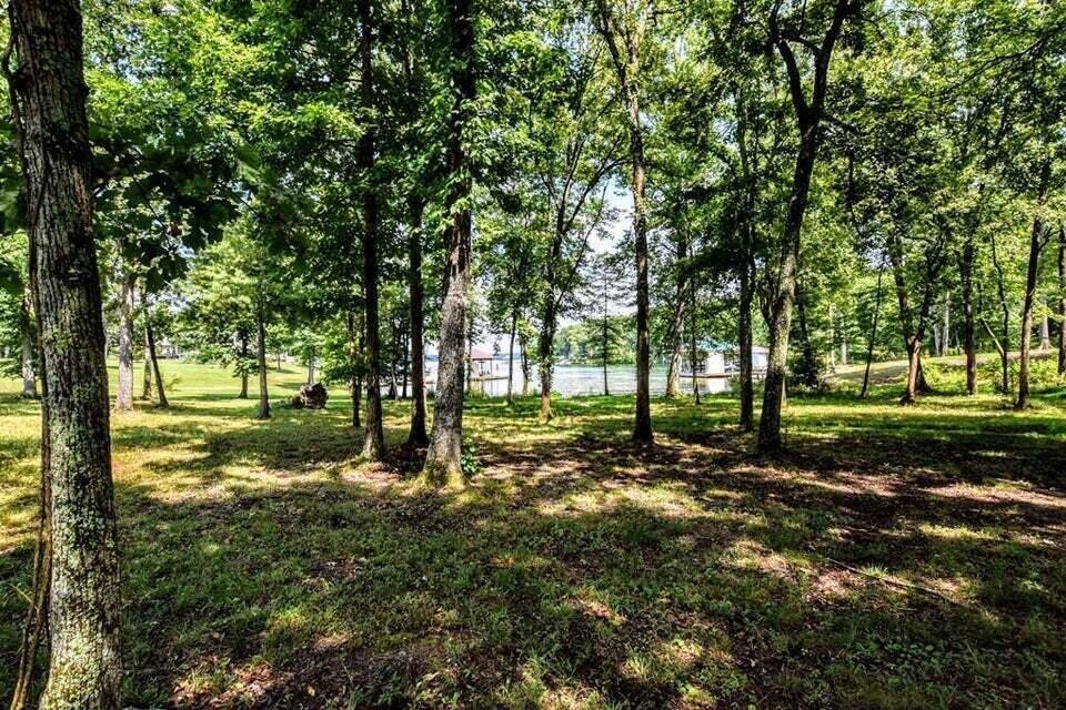 438 Lake Harbor Drive Property Photo 6