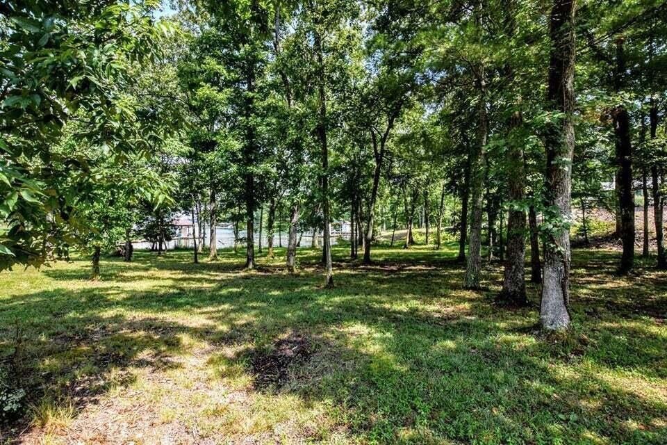 438 Lake Harbor Drive Property Photo 14
