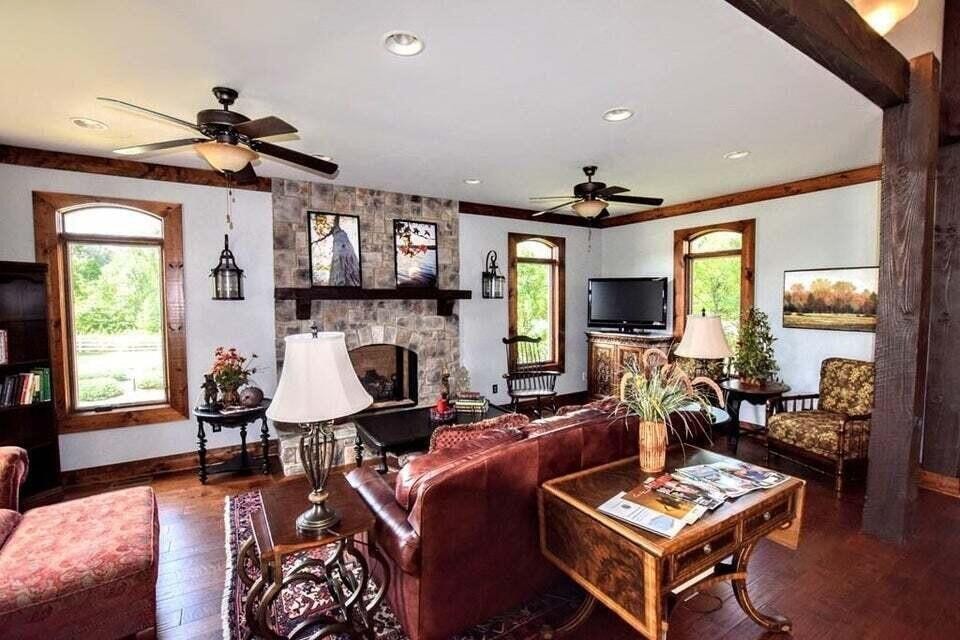 438 Lake Harbor Drive Property Photo 21