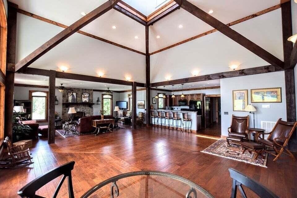 438 Lake Harbor Drive Property Photo 24