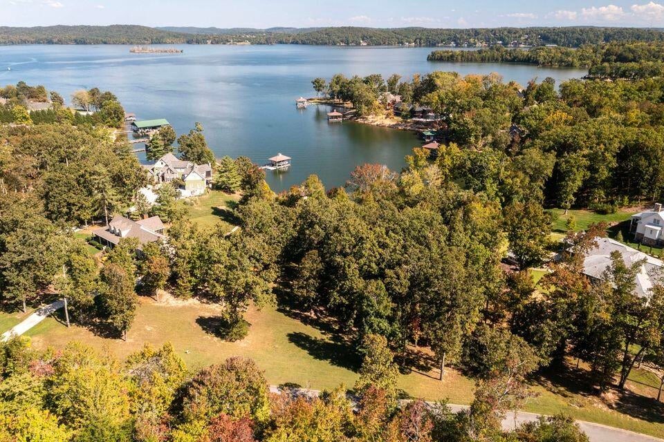438 Lake Harbor Drive Property Photo 29