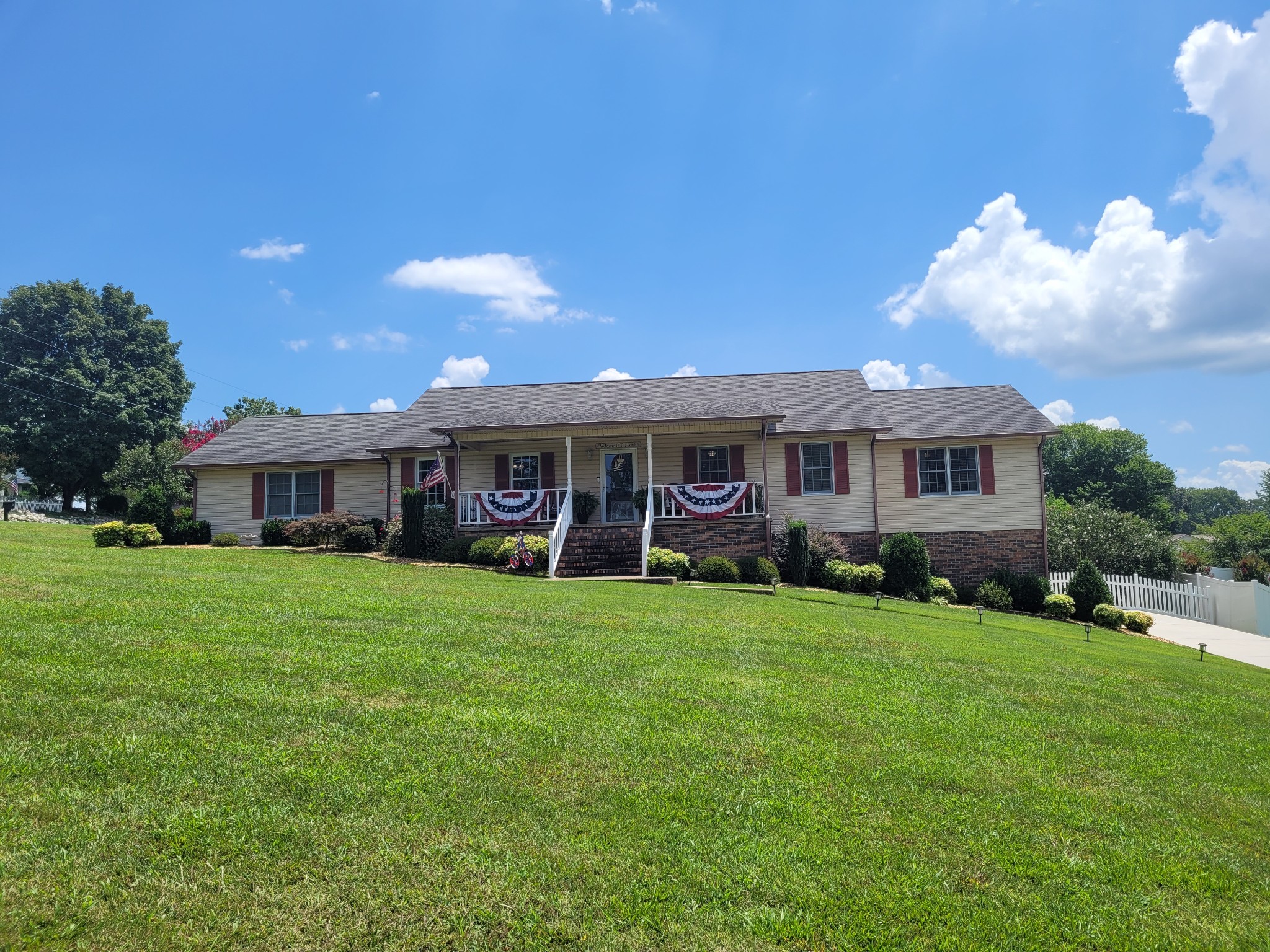 148 Brandi Way Property Photo 1
