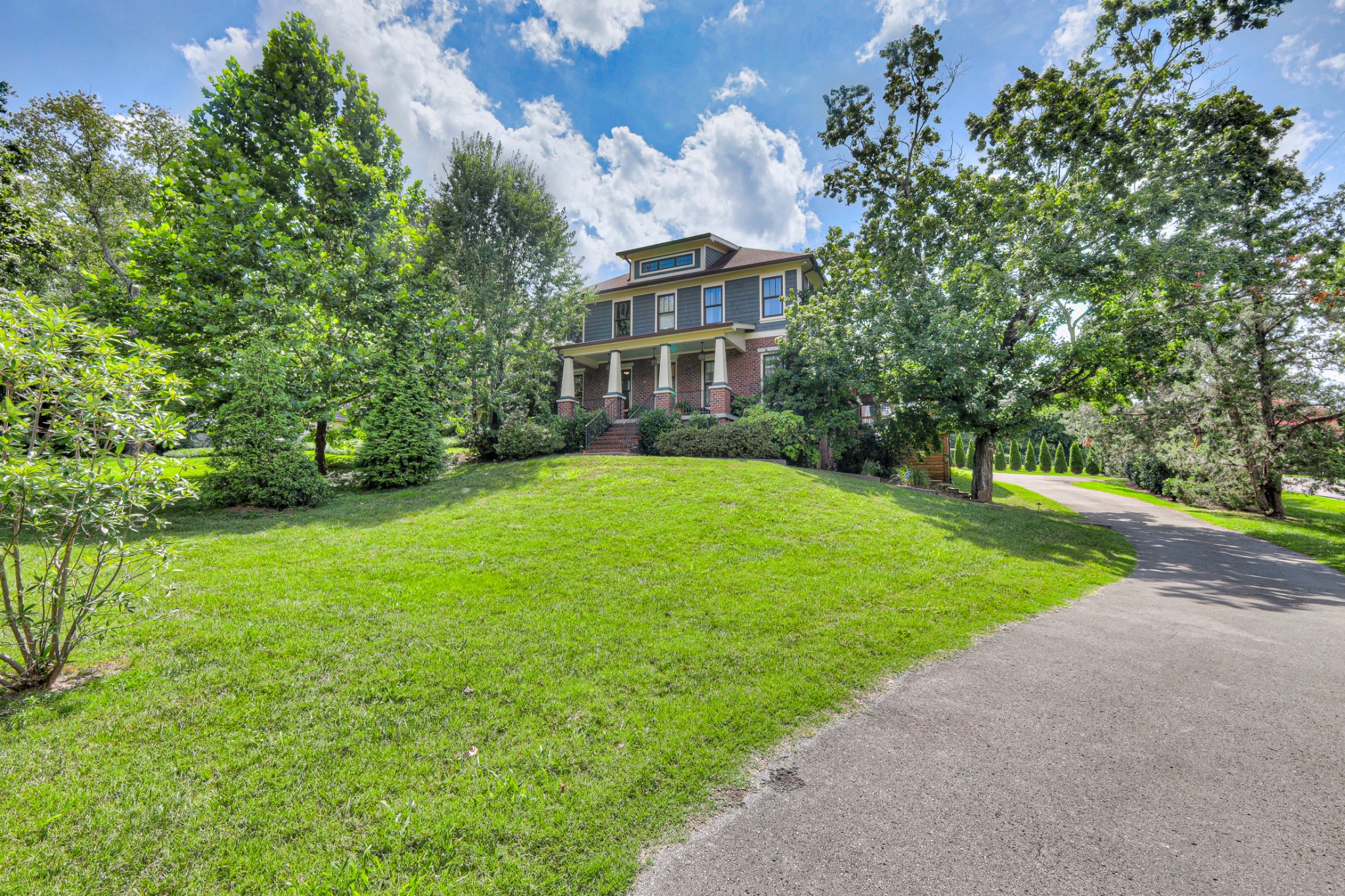 3297 Lealand Ln Property Photo 1