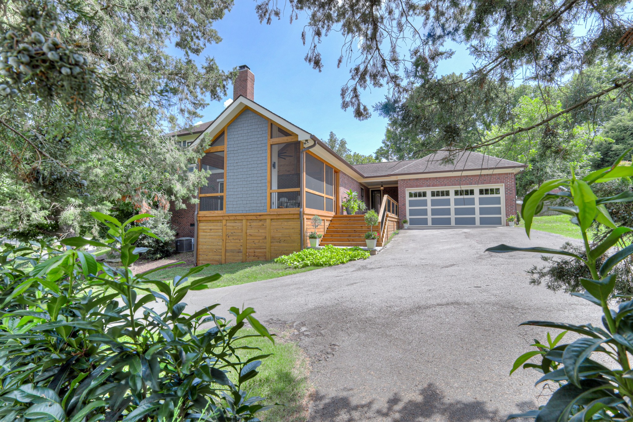 3297 Lealand Ln Property Photo 30