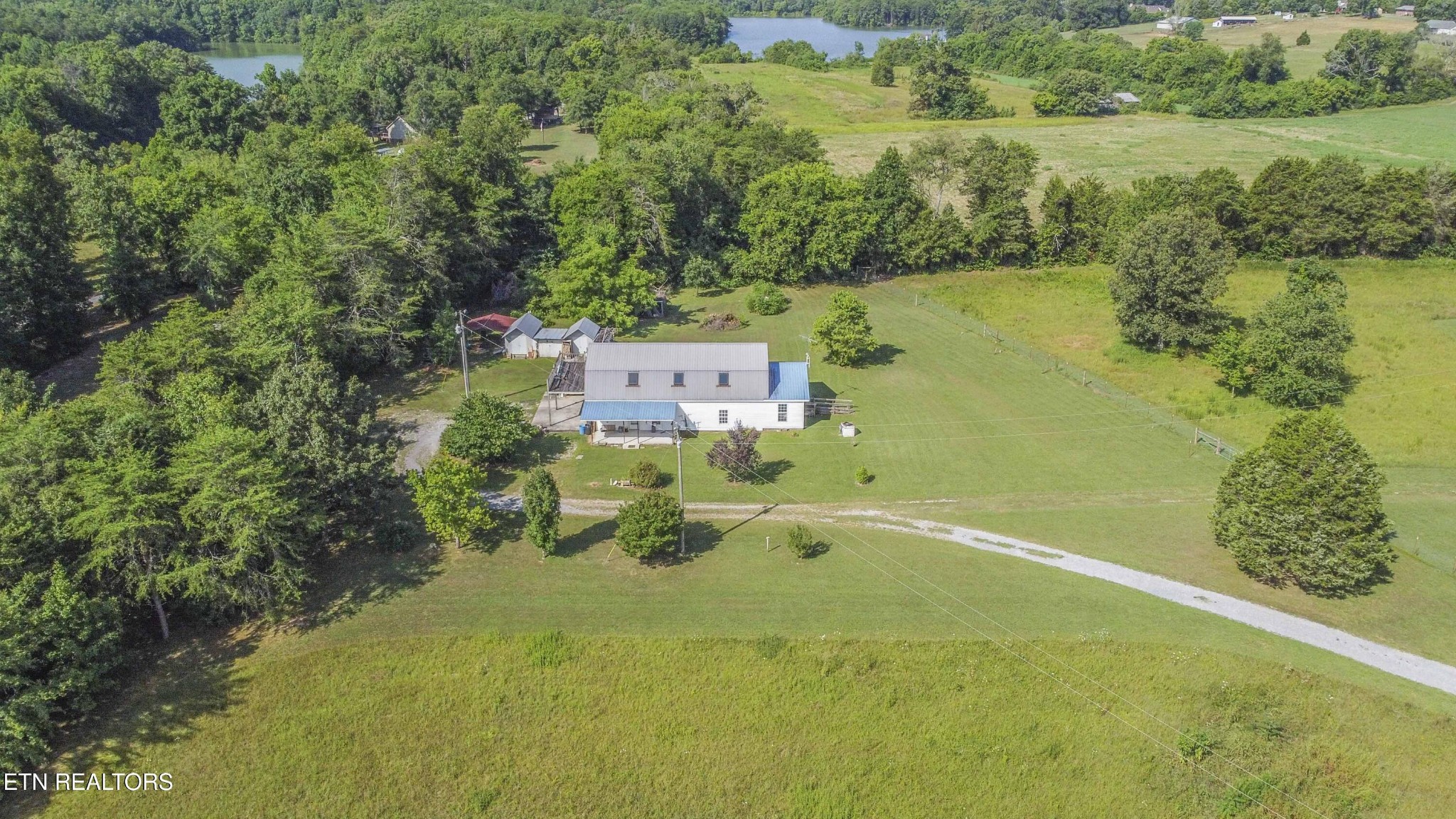 1000 Fipps Lane Property Photo 1