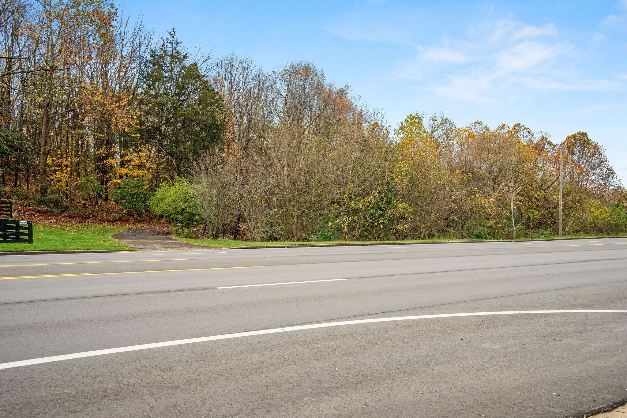 4087 Murfreesboro Rd, W Property Photo 9