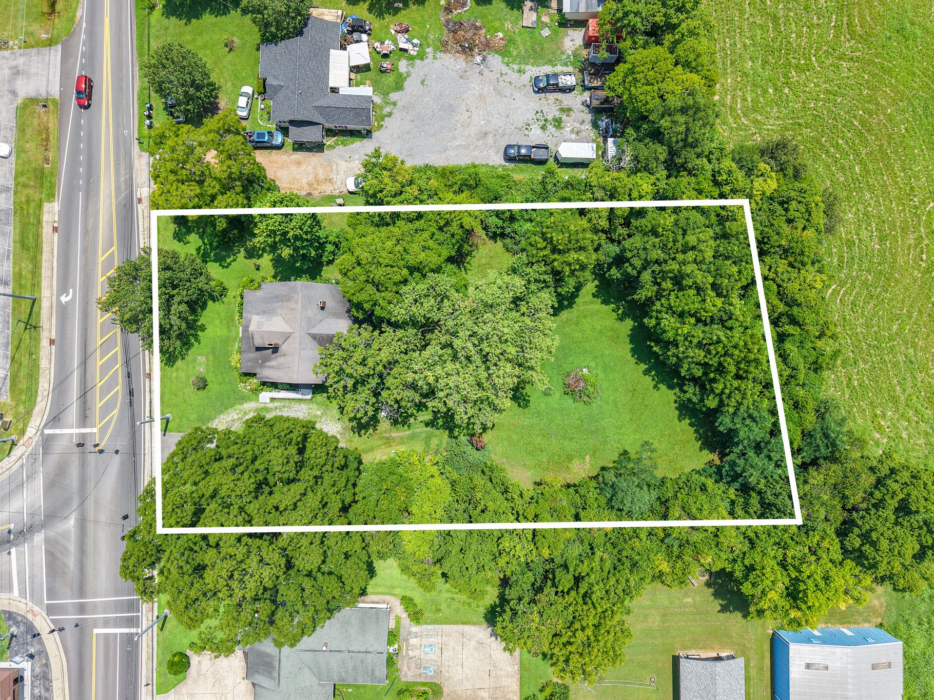 266 Old Nashville Hwy Property Photo 1