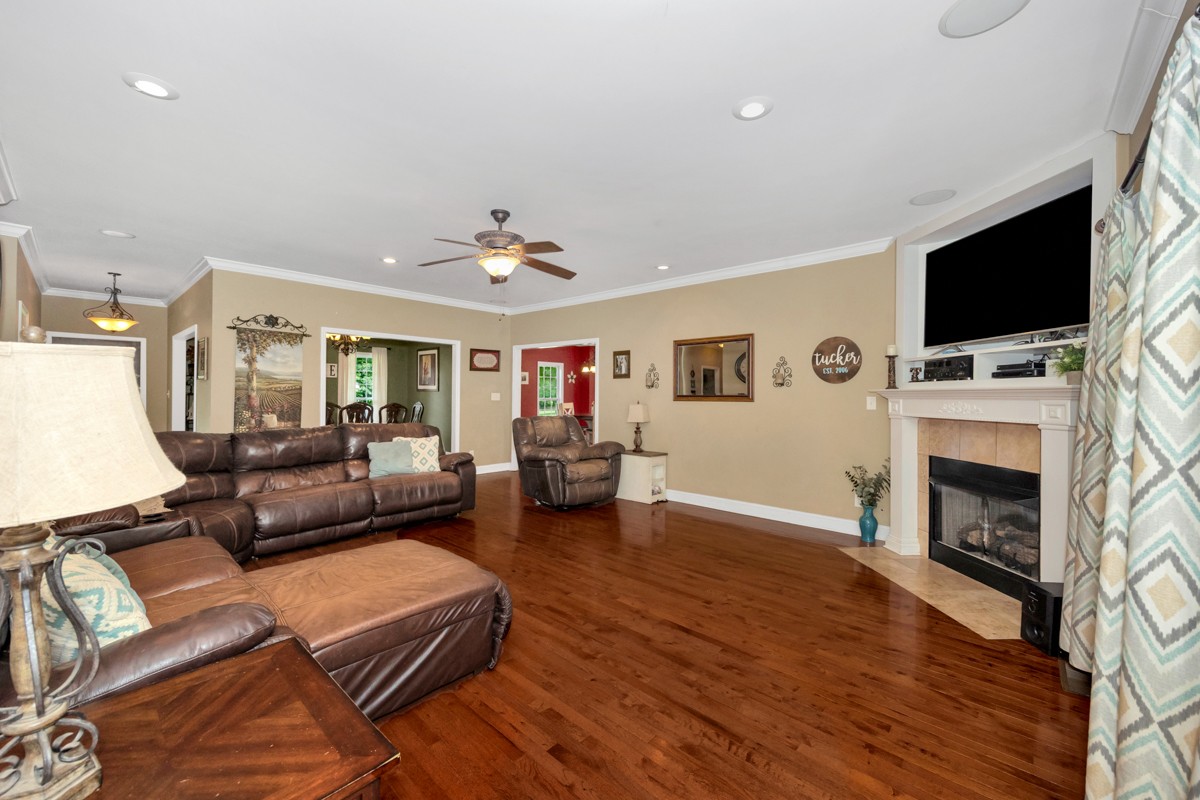 414 Davis Hill Rd Property Photo 12