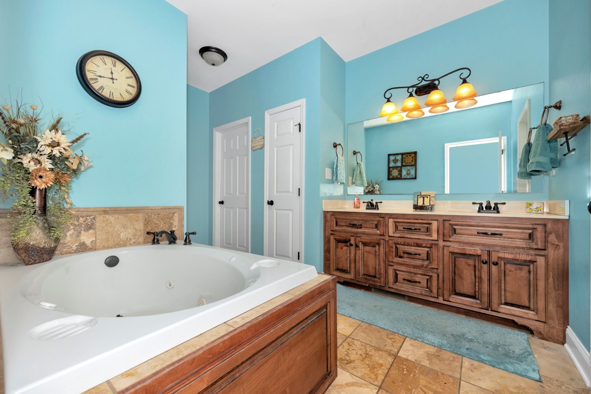 414 Davis Hill Rd Property Photo 23